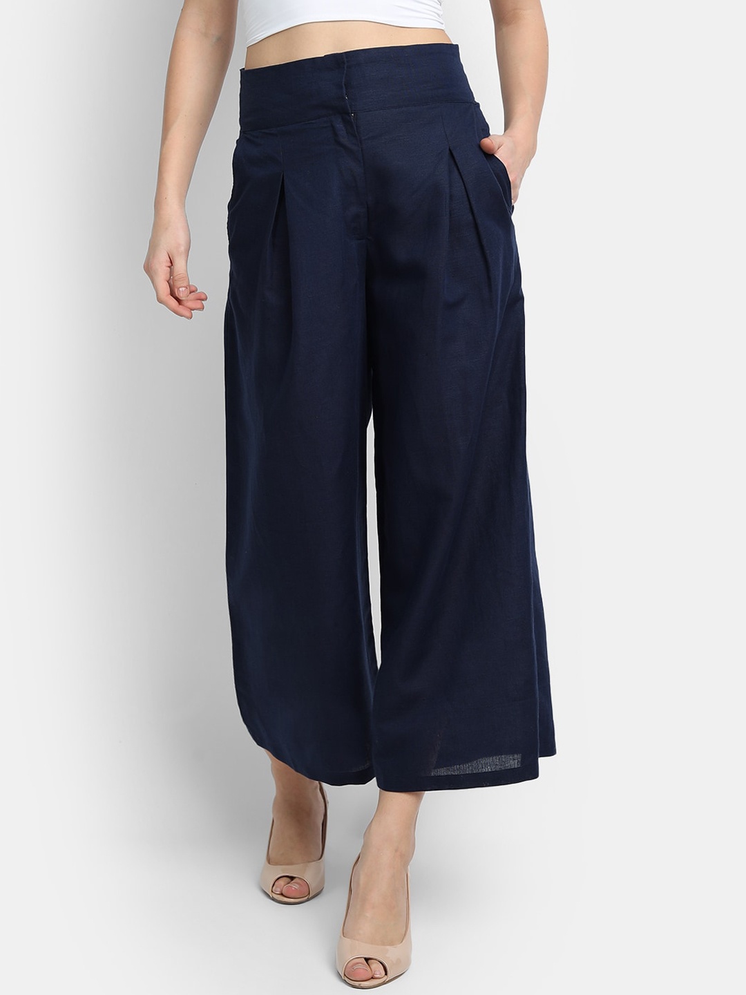 

LY2 Women Navy Blue Loose Fit High-Rise Pleated Culottes Trousers