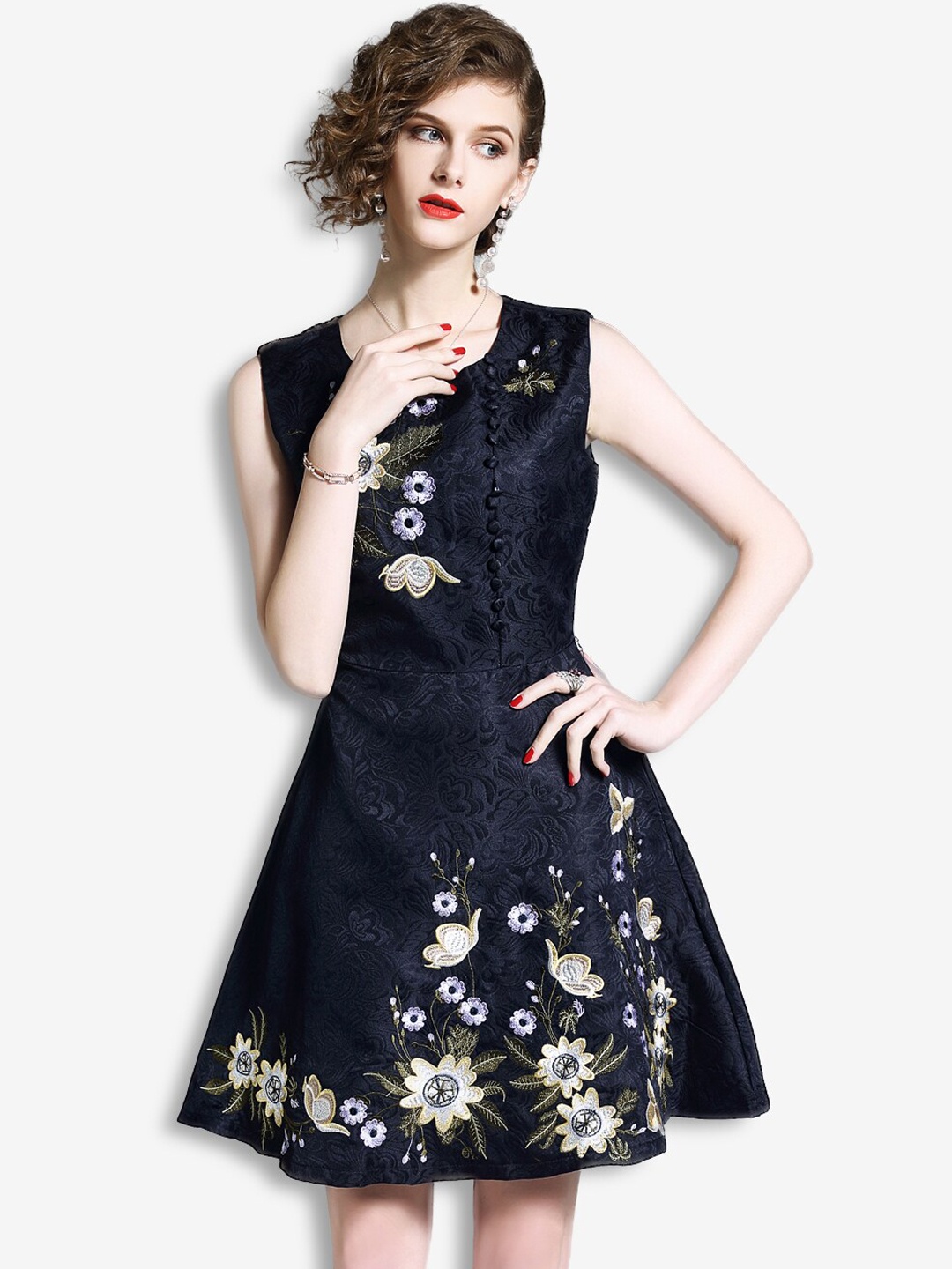 

JC Collection Navy Blue & White Floral Embroidered Sheath Dress