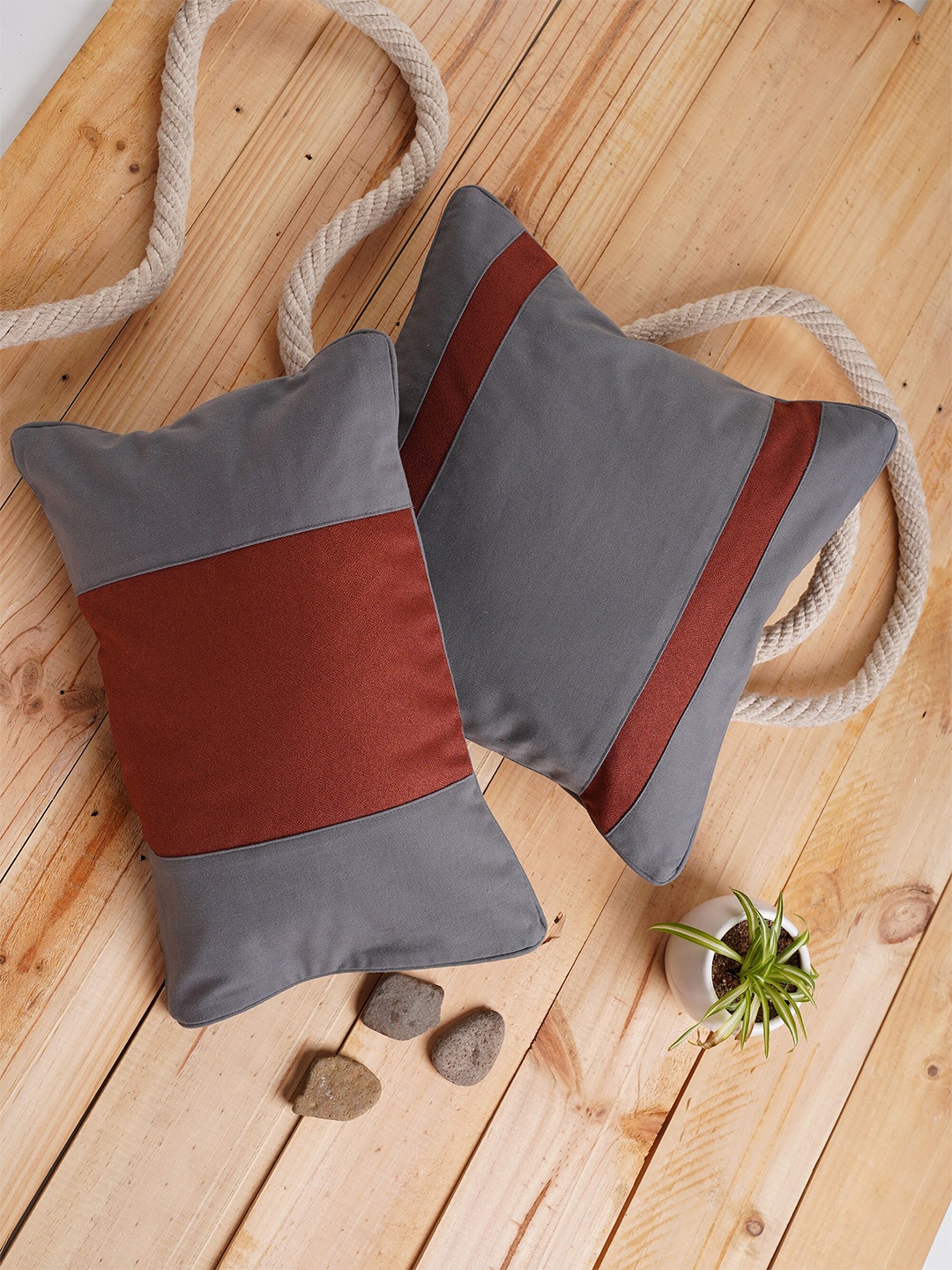 Folkstorys Grey & Red Set of 2 Colourblocked Square Cushion Covers
