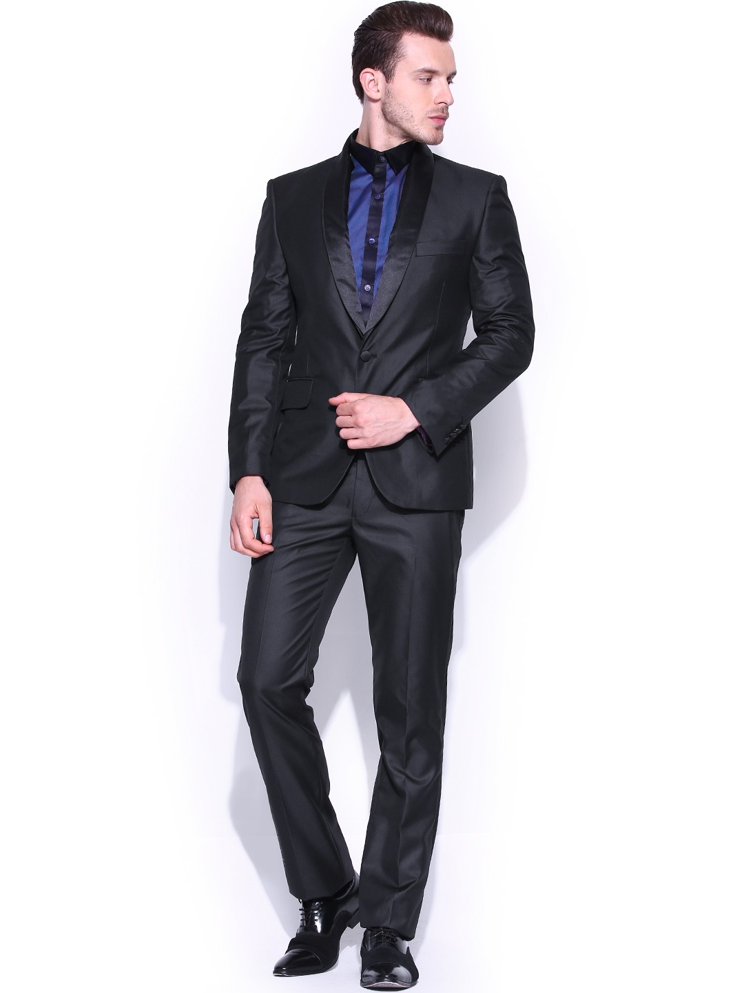 

Arrow New York Men Black Slim Zero Calorie Fit Single-Breasted Party Suit