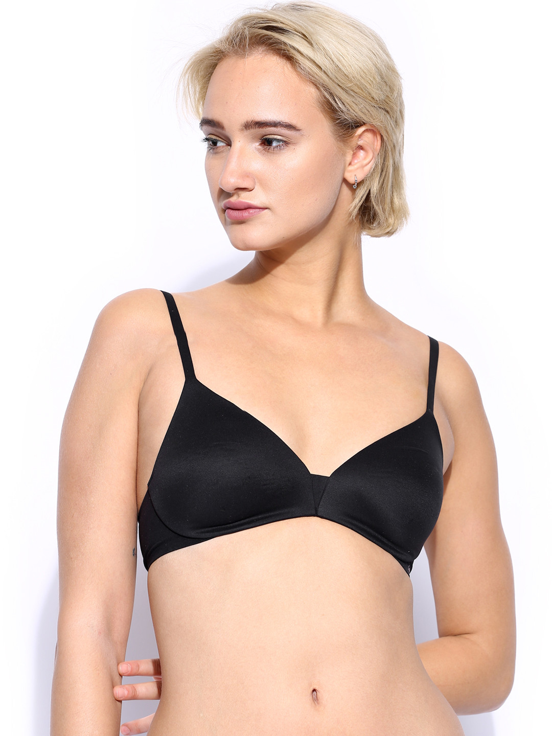 

Calvin Klein Innerwear Black T-shirt Bra F3839D-001