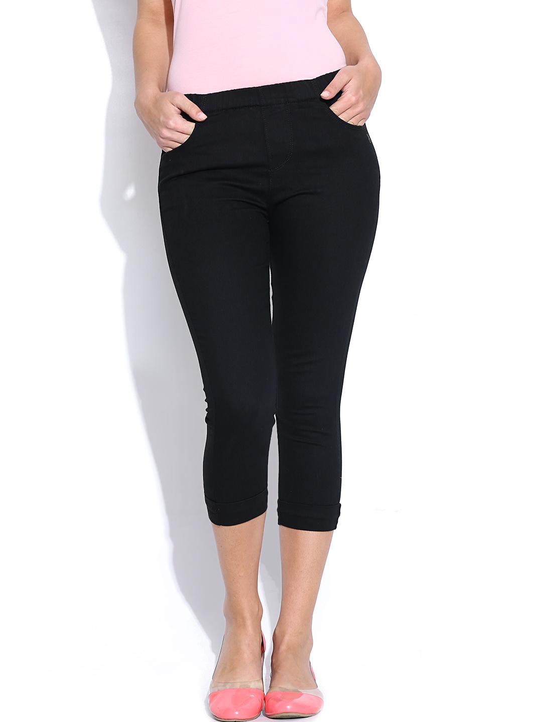 

Xpose Black Capris