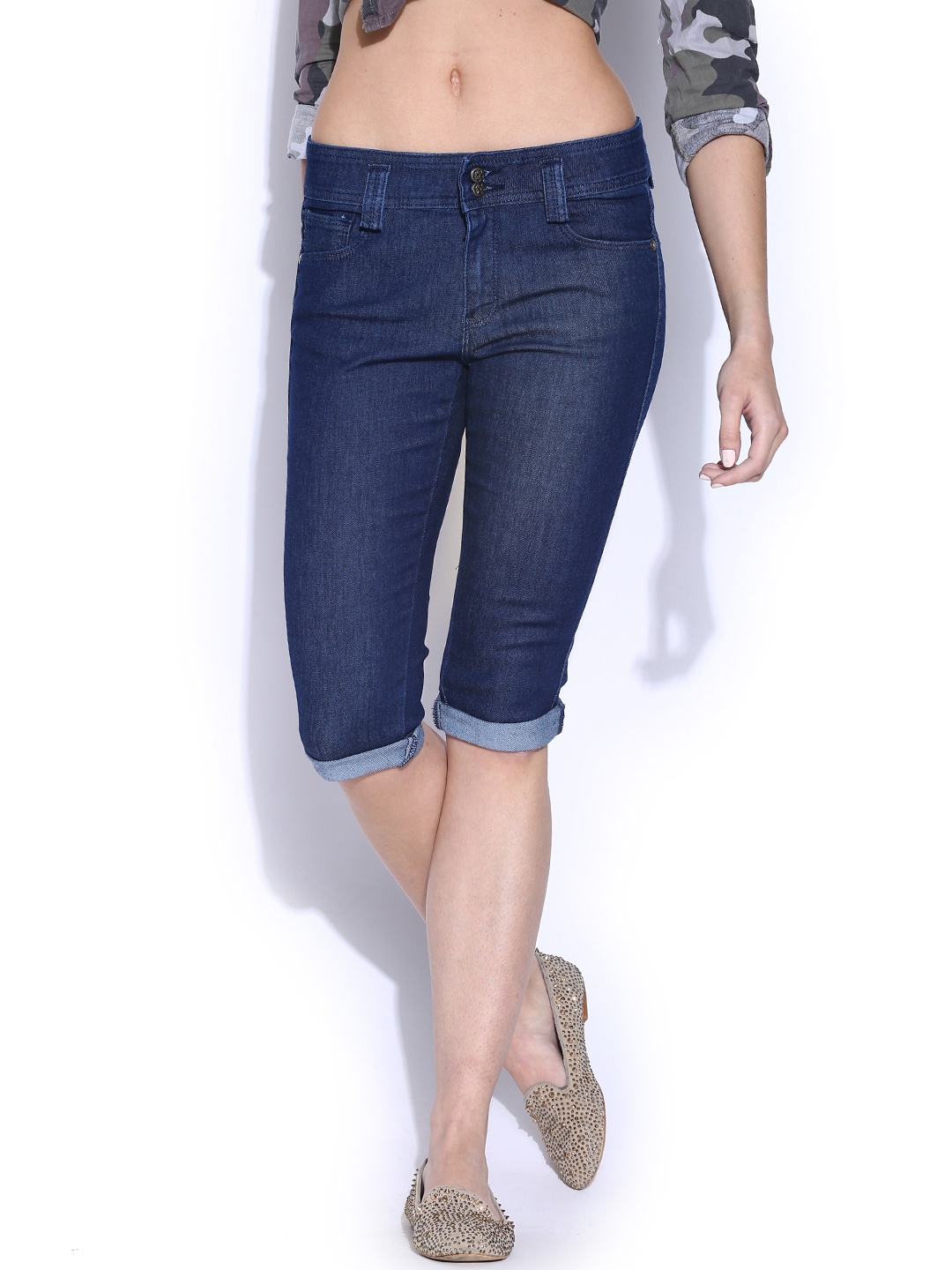 

Tokyo Talkies Blue Skinny Fit Denim Capris