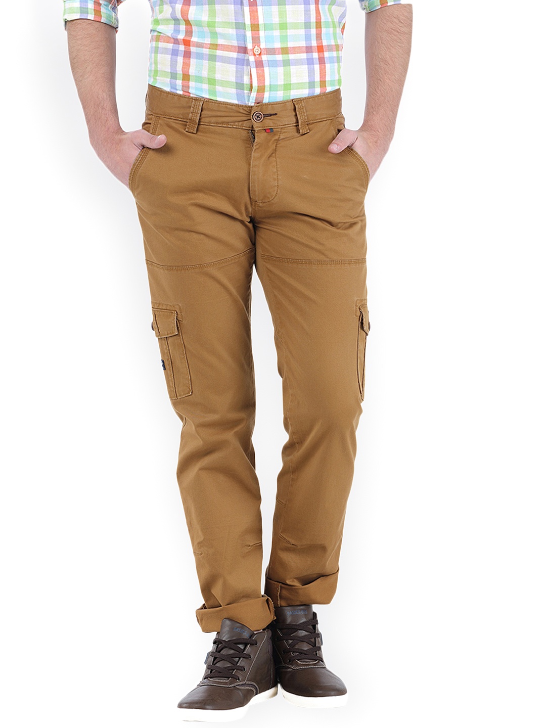 

Basics Men Brown Tapered Fit Cargo Trousers