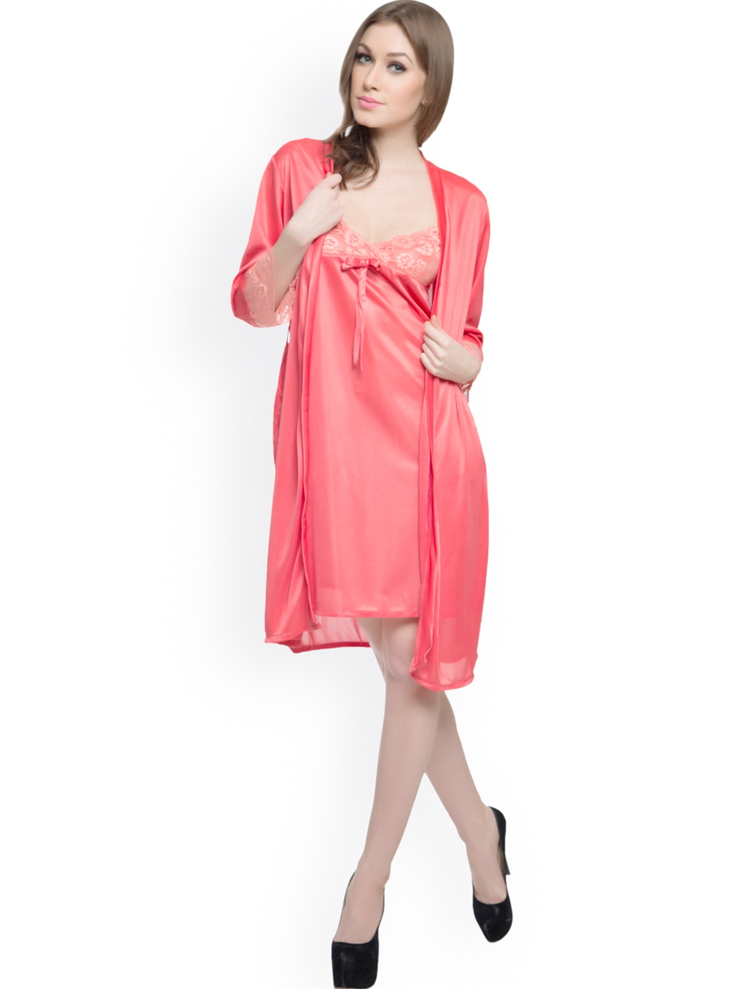 

Clovia Pink Baby Dolls with Robe NS0286V3