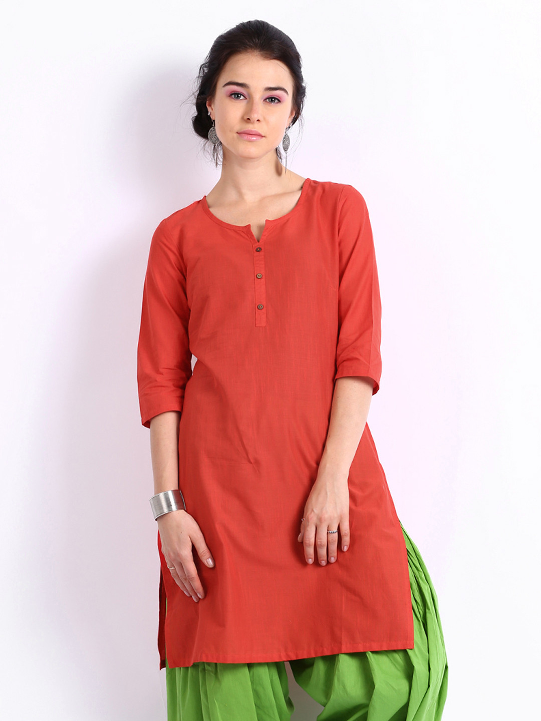 

Aurelia Women Red Kurta