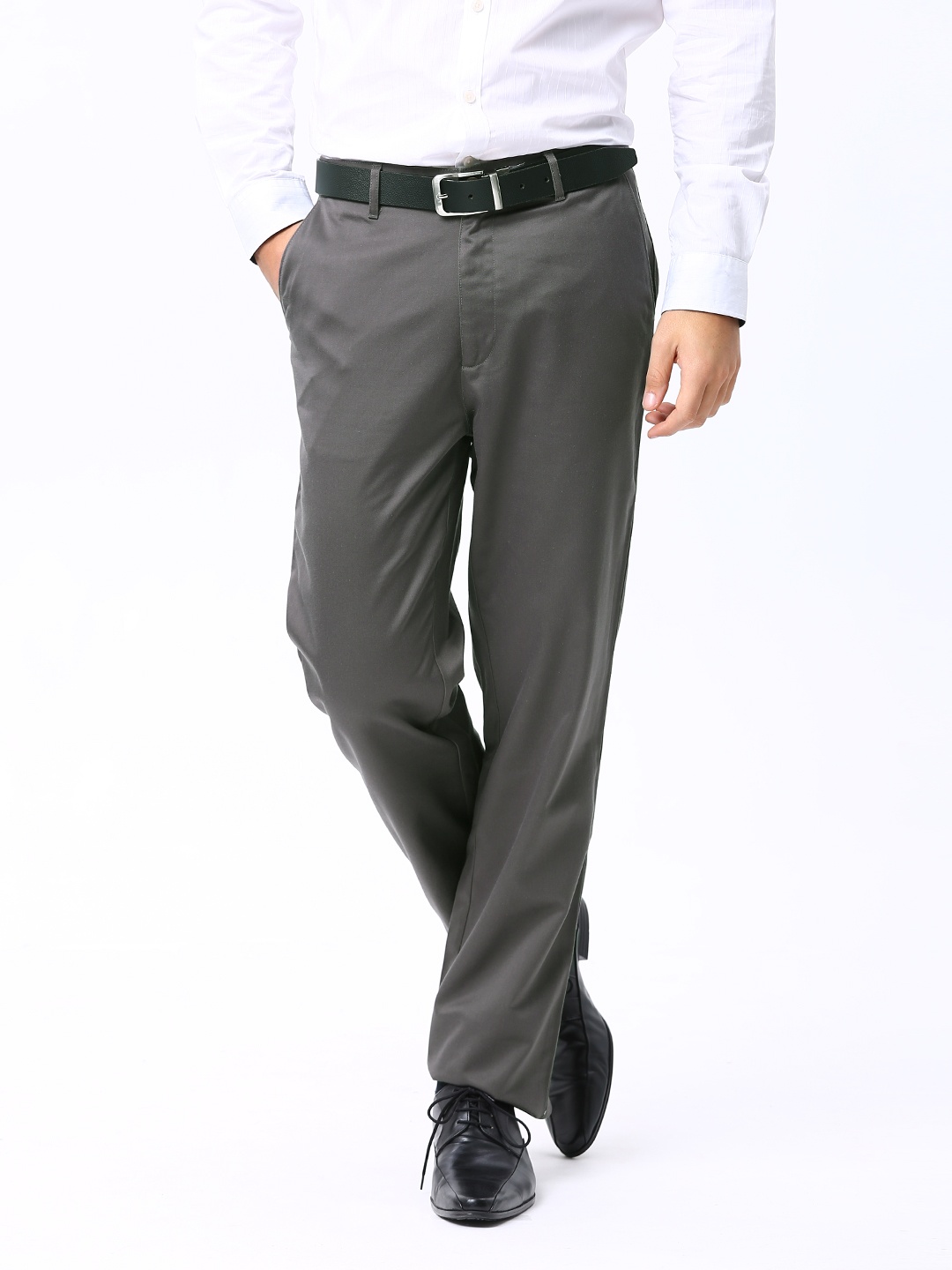 

Basics Men Grey Comfort Fit Trousers