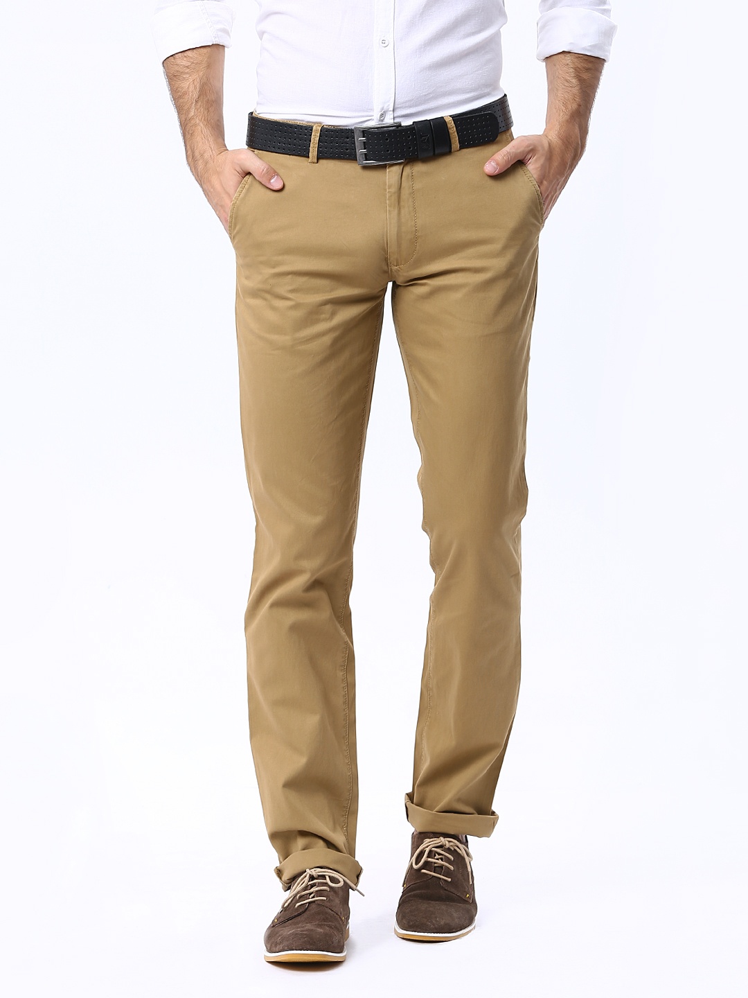 

Basics Men Khaki Tapered Fit Chino Trousers