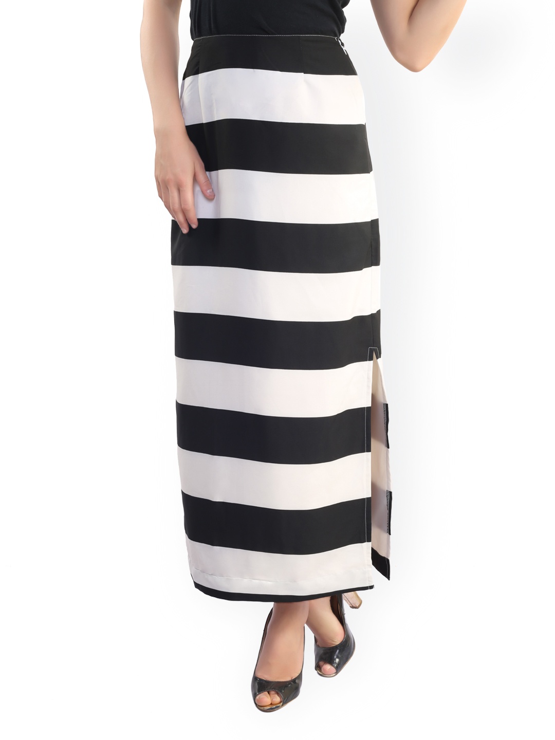 

Belle Fille Black & White Striped Maxi Skirt