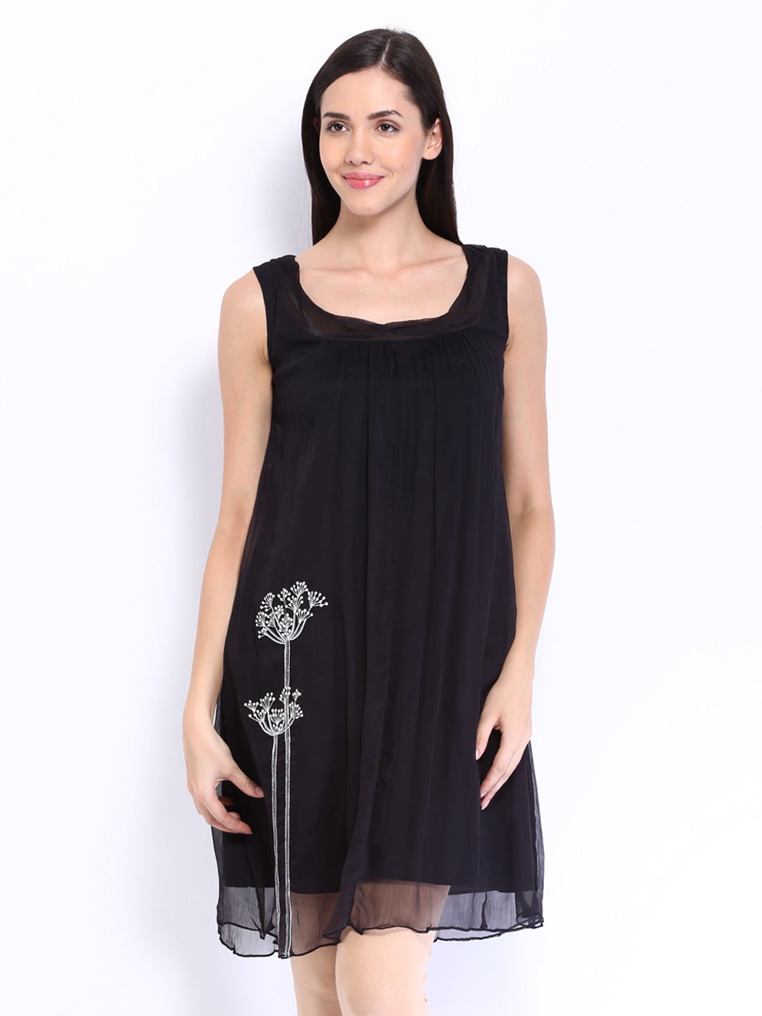 

WISHFUL by W Women Black Soild Kurta