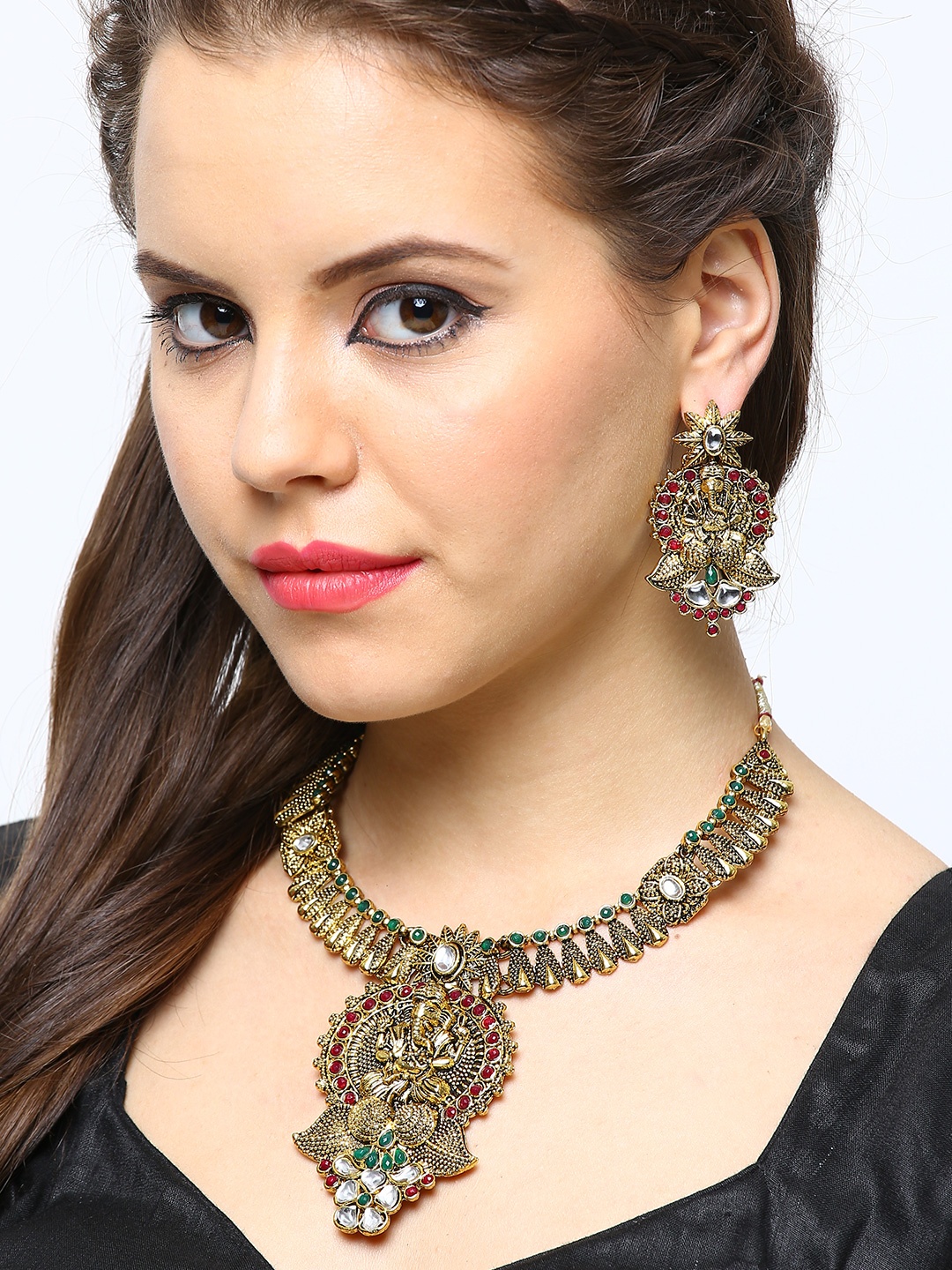 

Zaveri Pearls Gold-Plated Temple Jewellery Set