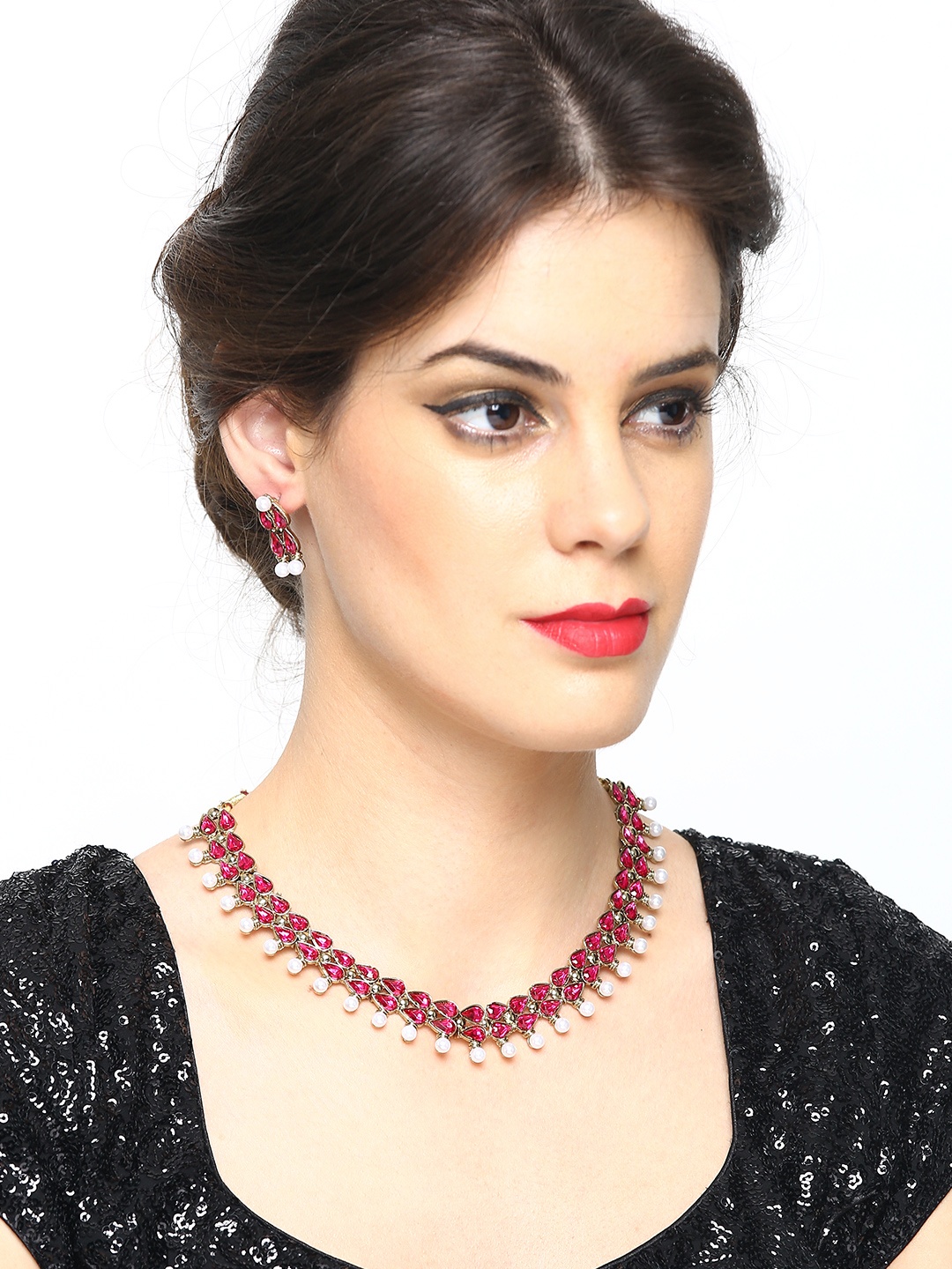 

Zaveri Pearls Magenta & White Jewellery Set