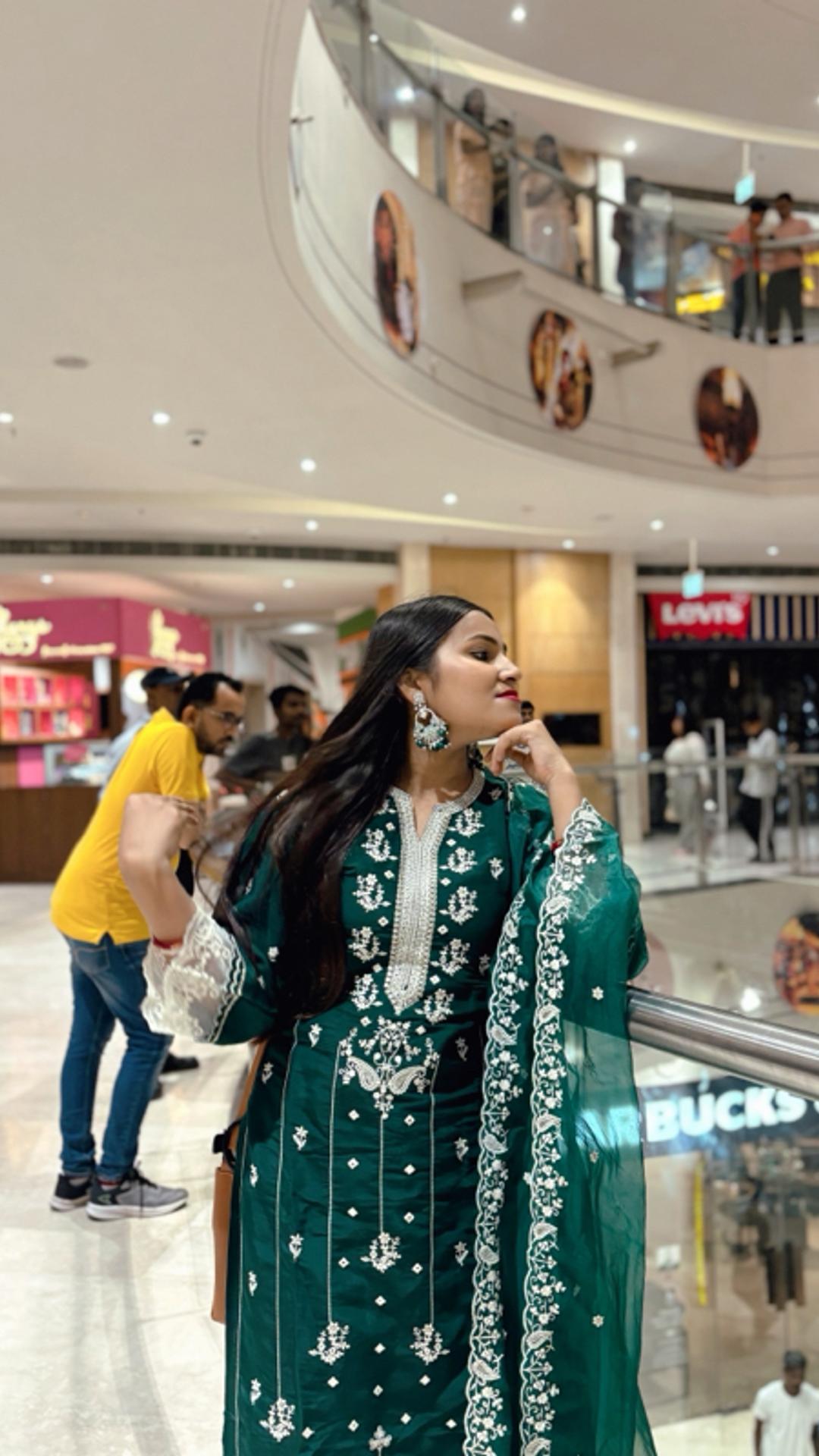 Customer Review Image