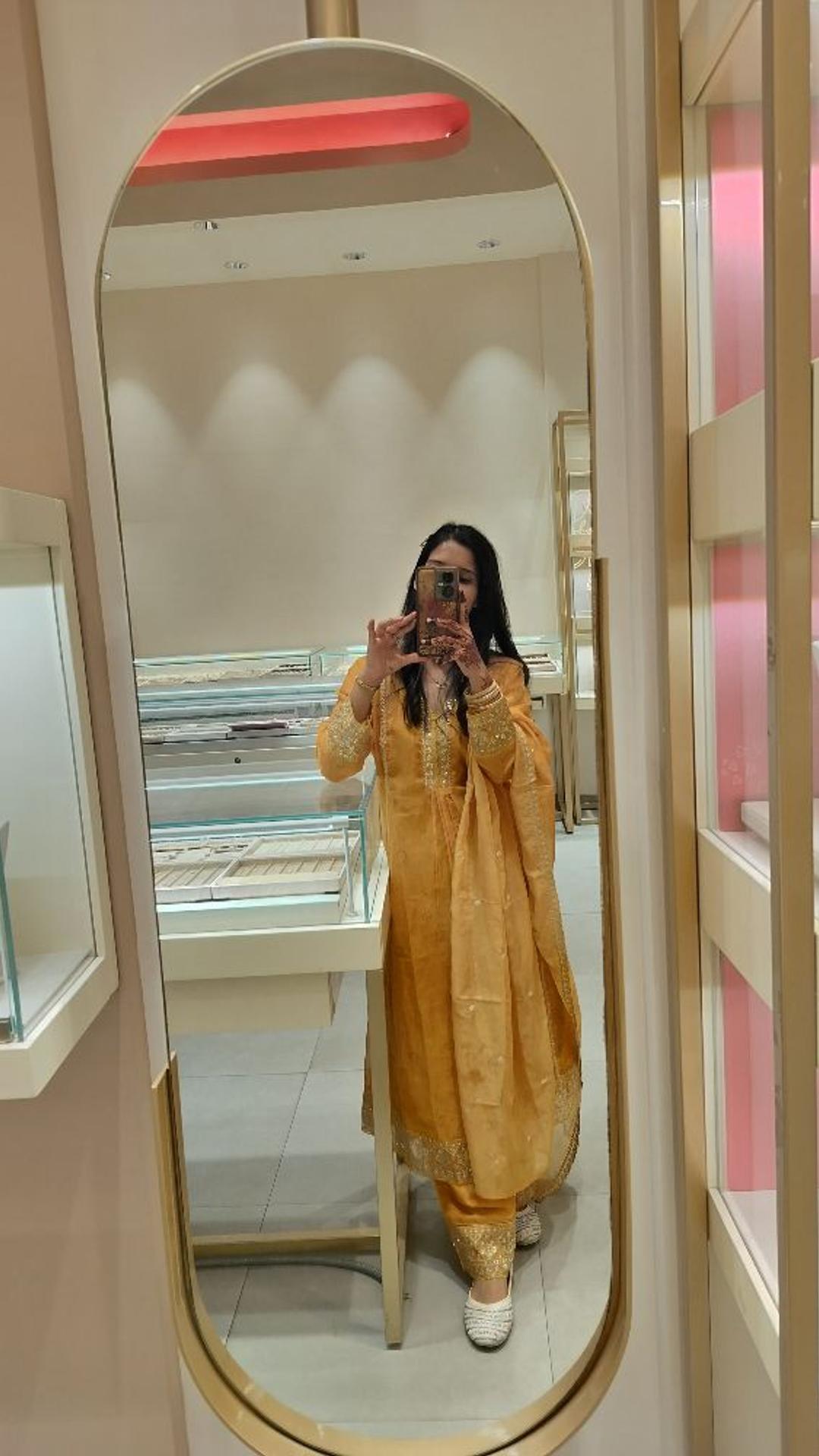 Customer Review Image
