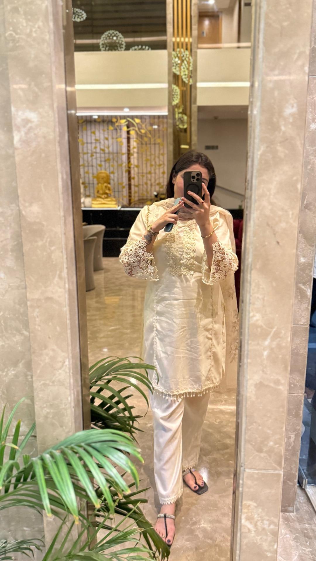 Customer Review Image
