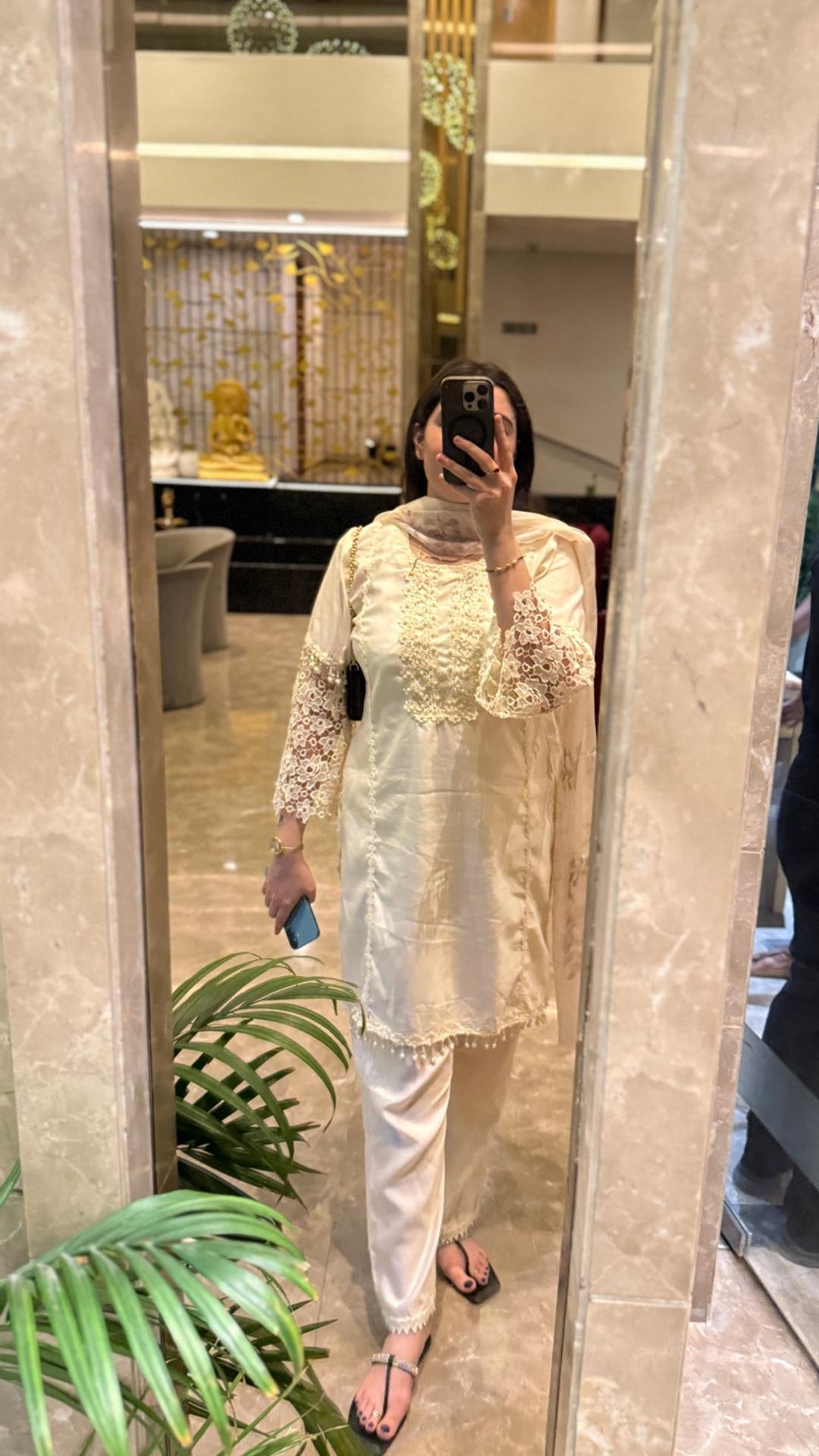 Customer Review Image