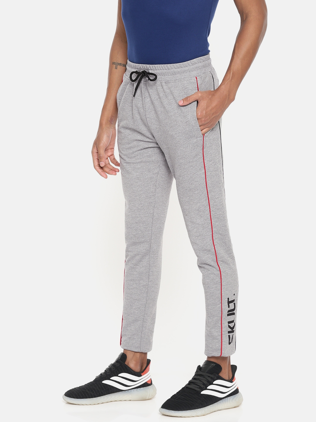 skult by shahid kapoor track pants