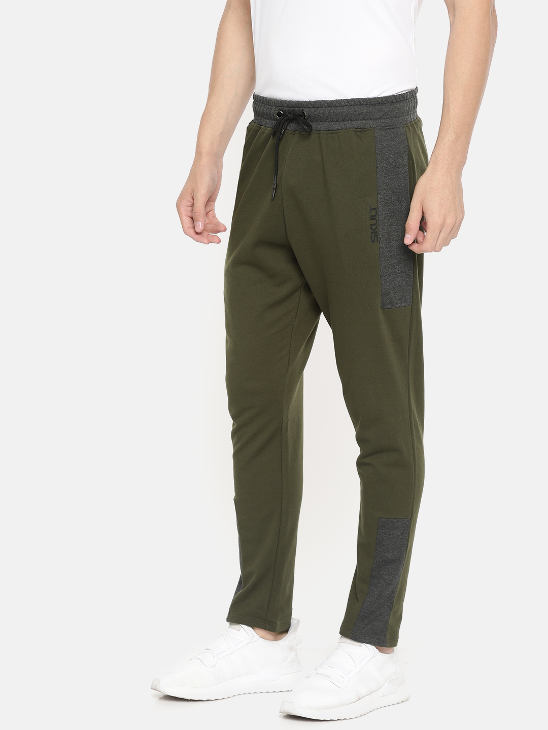 skult by shahid kapoor track pants
