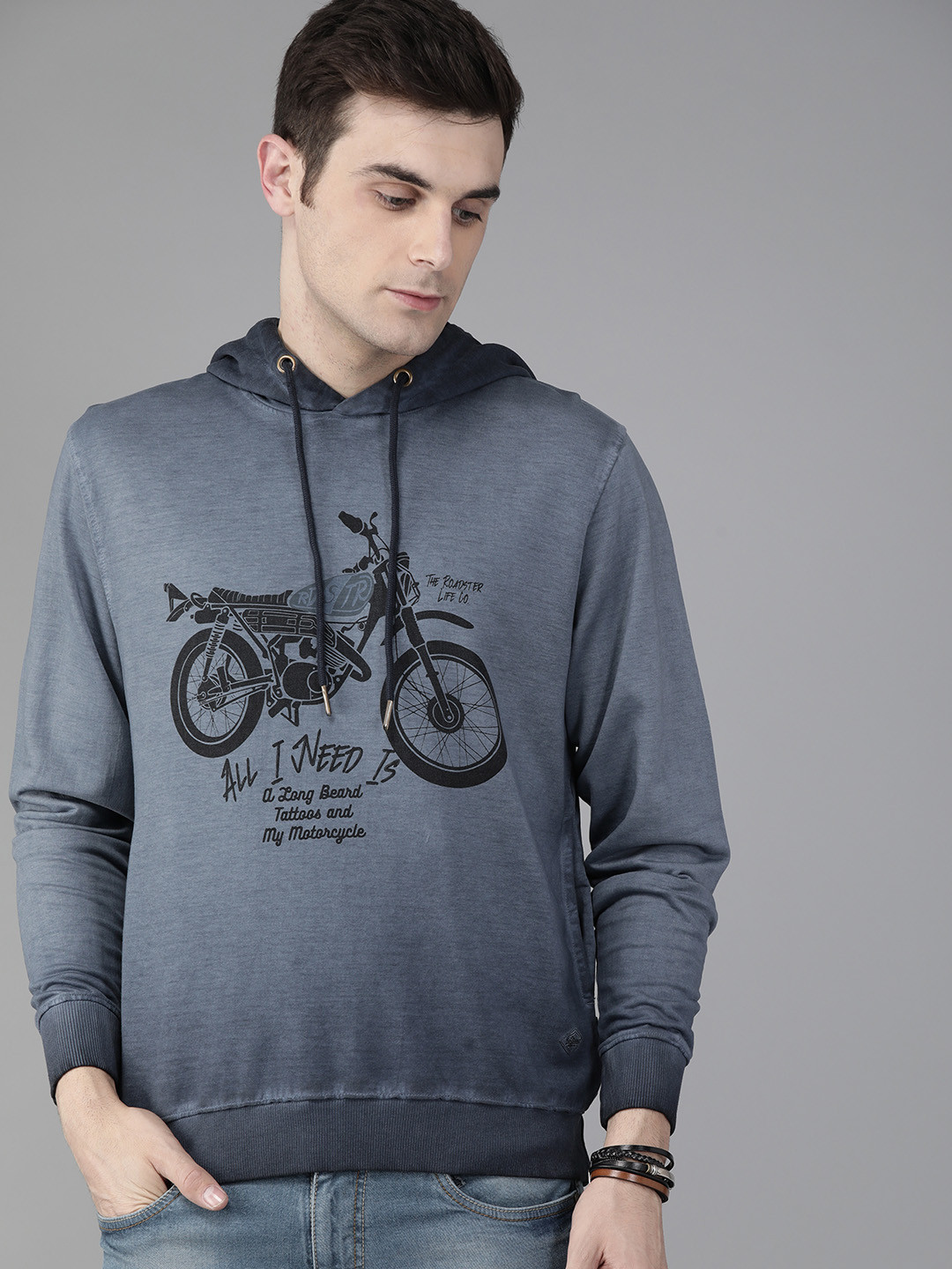 roadster men blue printed hooded sweatshirt