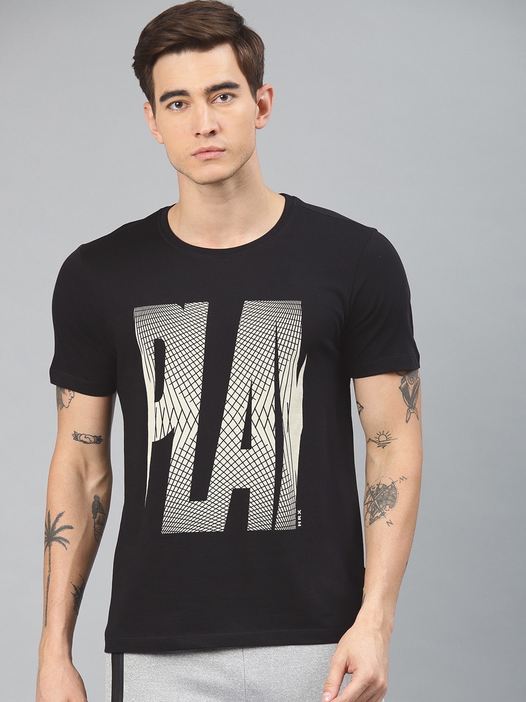 hrithik in tshirt