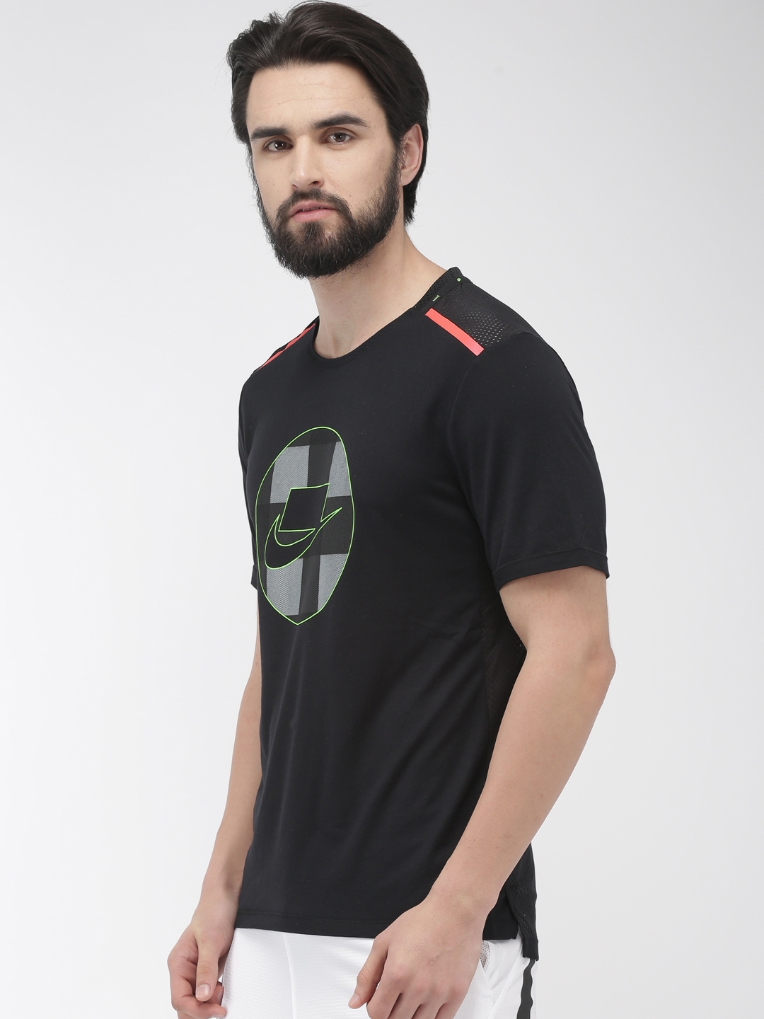 nike wild run t shirt