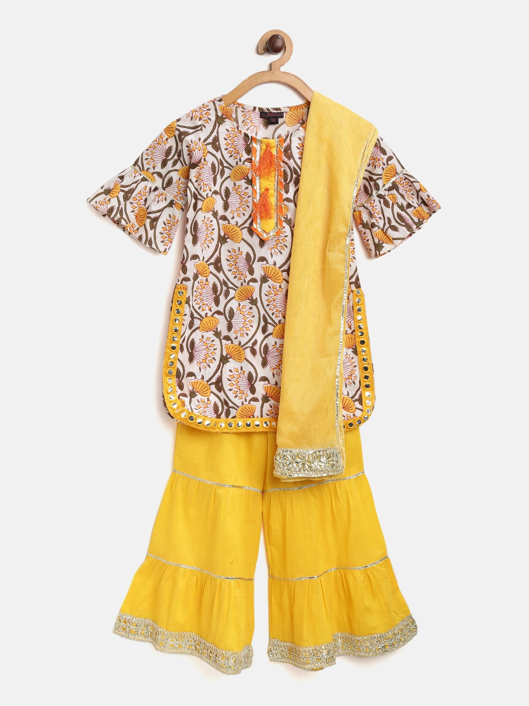 sharara set in myntra