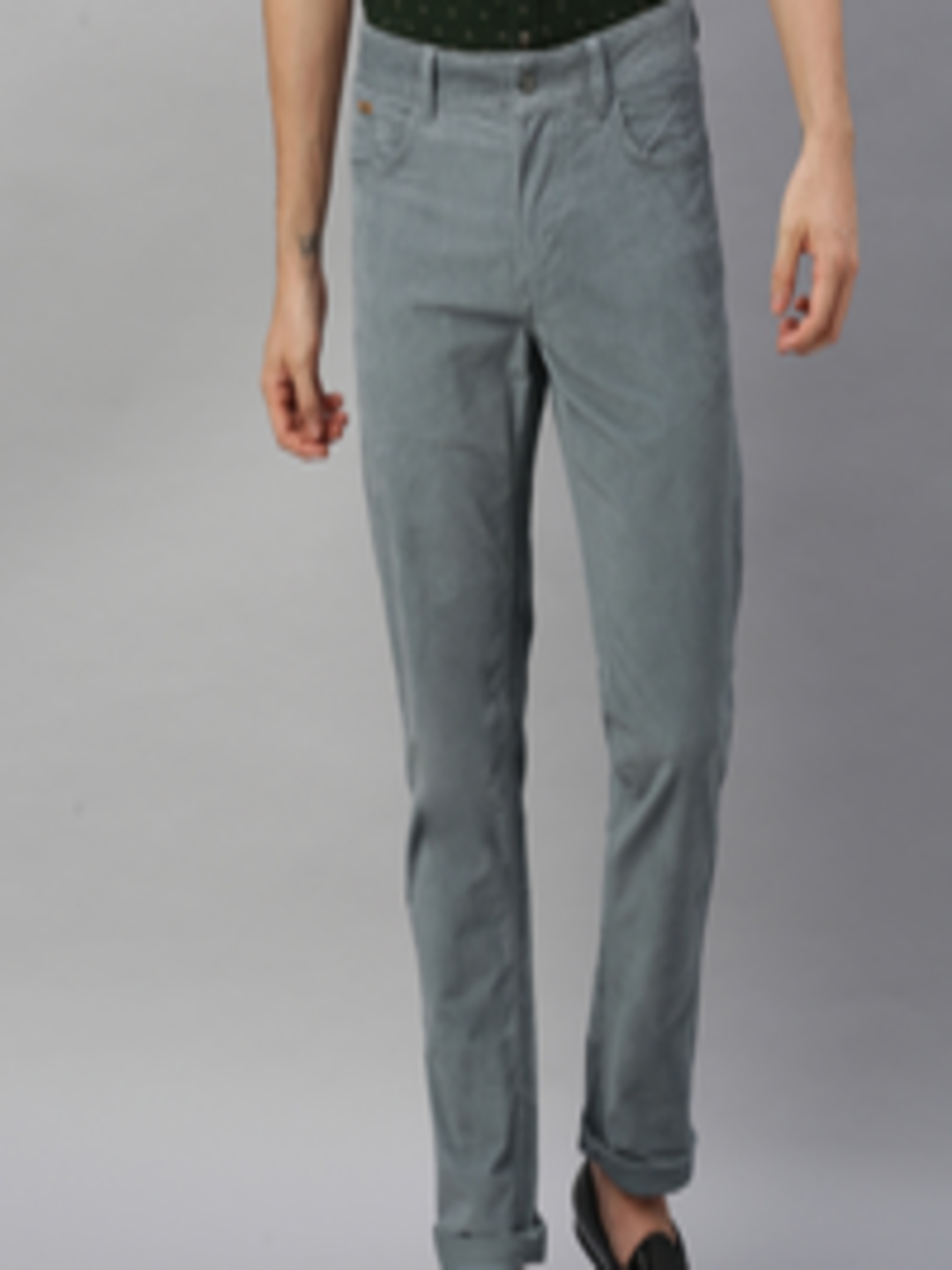 Buy Indian Terrain Men Grey Brooklyn Slim Fit Solid Regular Trousers ...