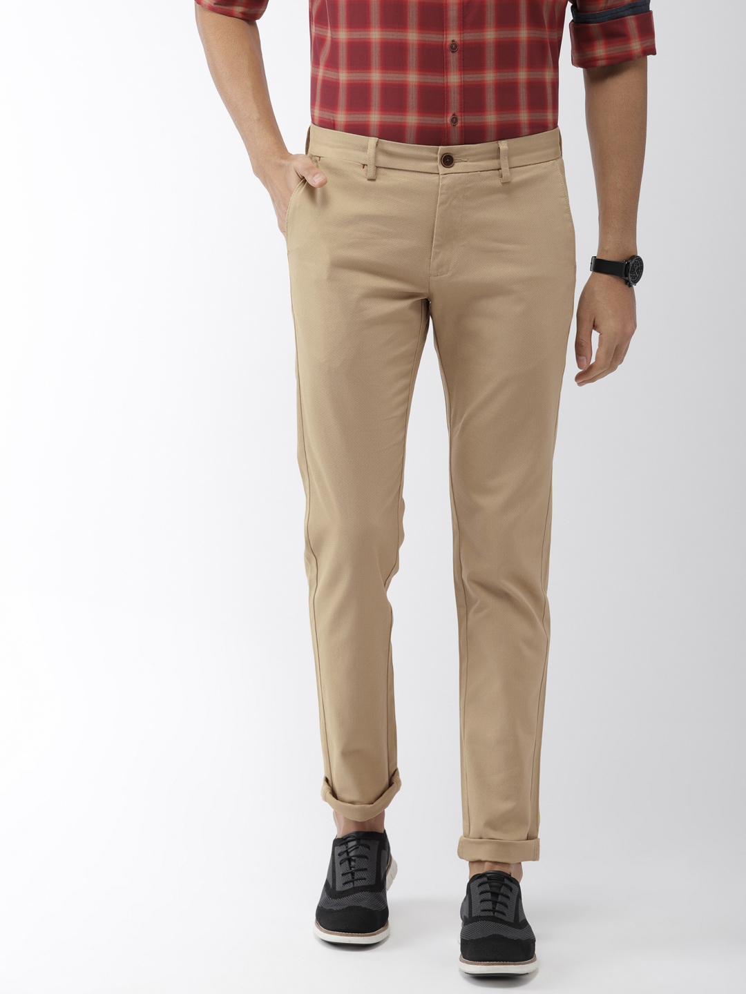 Buy Indian Terrain Men Beige Brooklyn Slim Fit Self Design Trousers ...