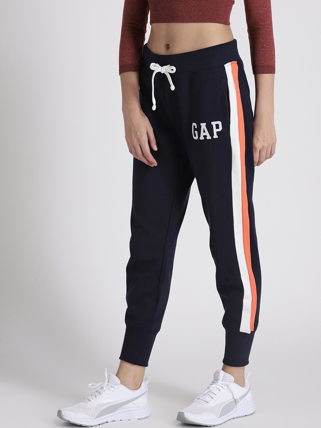 gap joggers womens