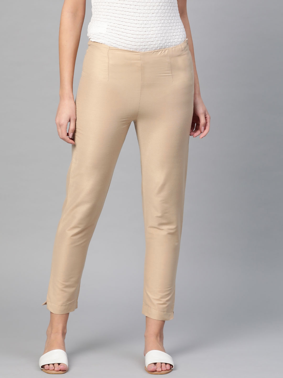 ladies beige cropped trousers