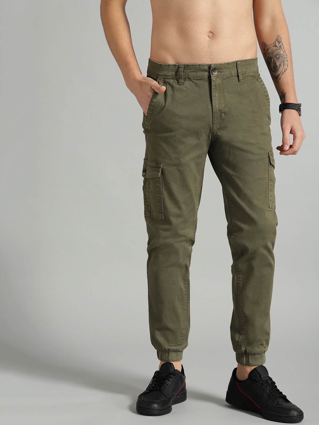 olive cargo joggers mens