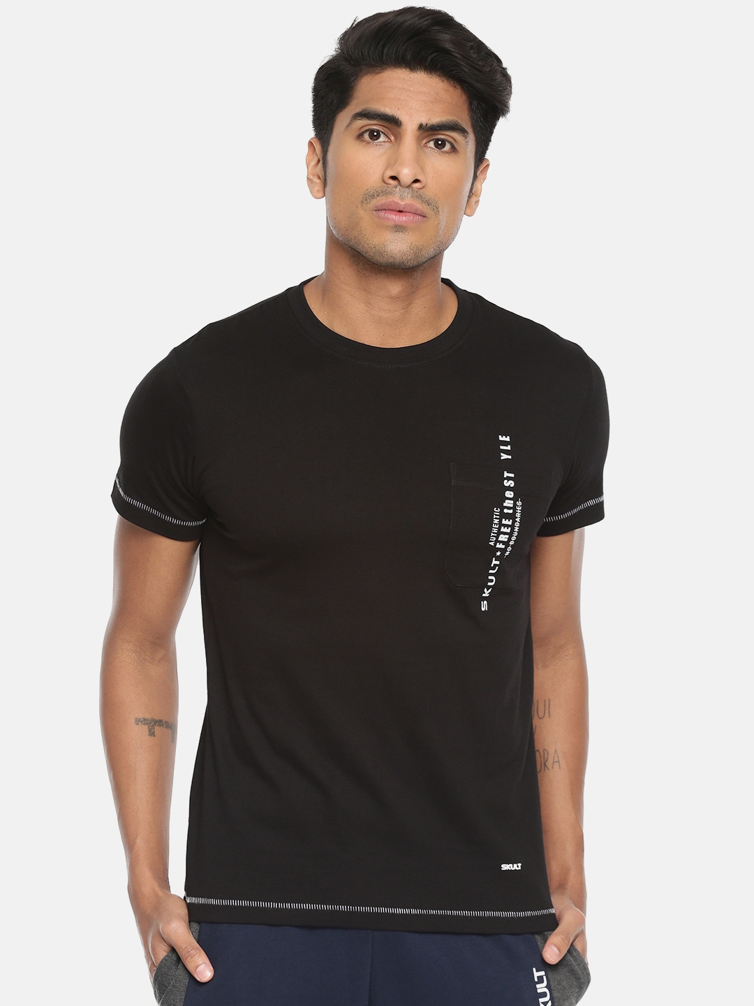 Buy SKULT By Shahid Kapoor Men Black Printed Round Neck Pure Cotton T ...