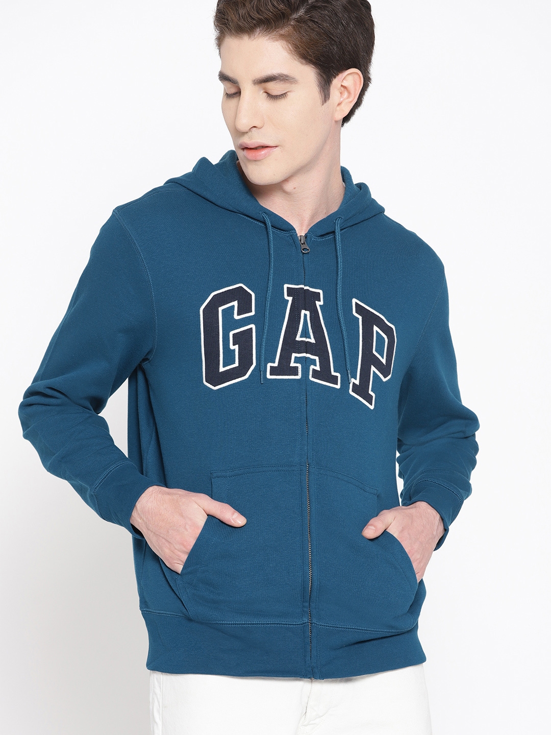 Gap sweatshirts myntra best sale