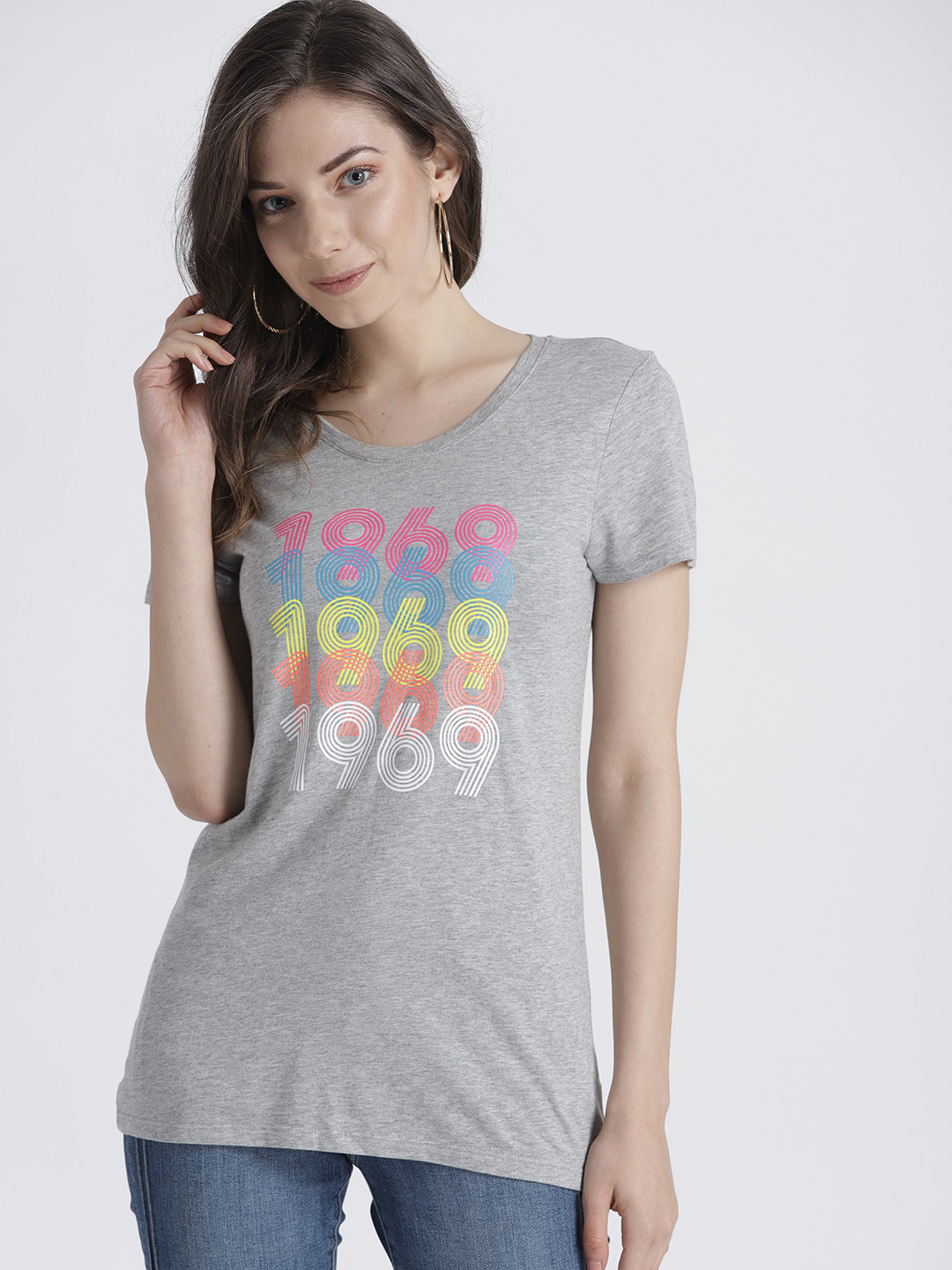 Buy GAP Women Favourite Graphic T Shirt Tshirts for Women 10243511