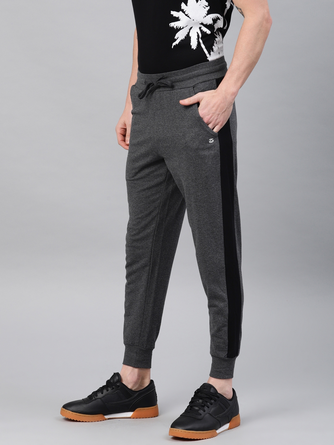 joggers flipkart