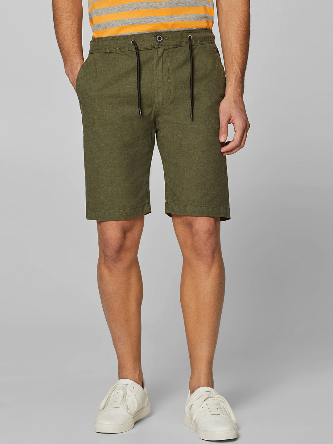 Buy ESPRIT Men Olive Green Solid Relaxed Fit Regular Shorts Shorts