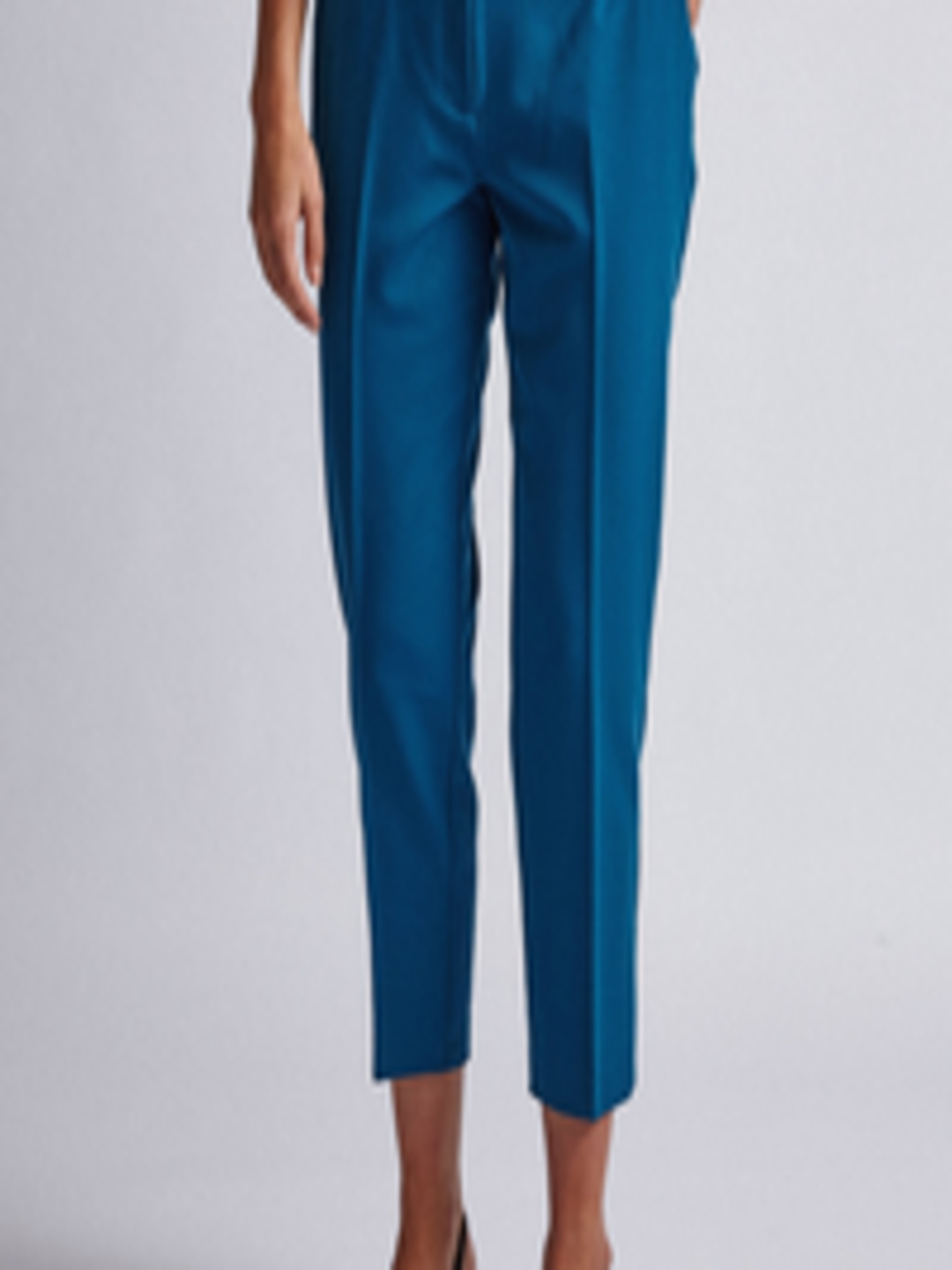 Buy DOROTHY PERKINS Women Teal Tailored Regular Fit Solid Cropped ...