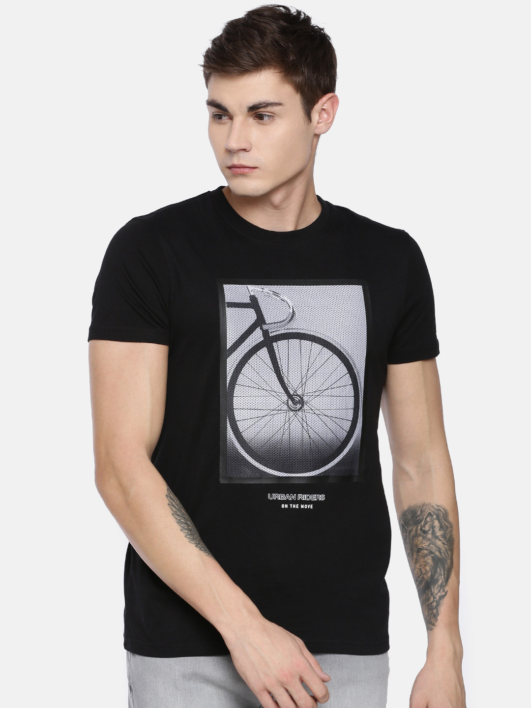 Buy Lee Men Black Printed Round Neck Pure Cotton T Shirt - Tshirts for Men 10291845 | Myntra