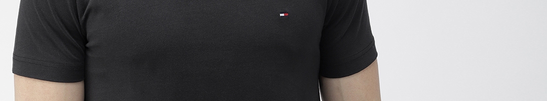 Buy Tommy Hilfiger Men Black Solid Round Neck Pure Cotton T Shirt ...