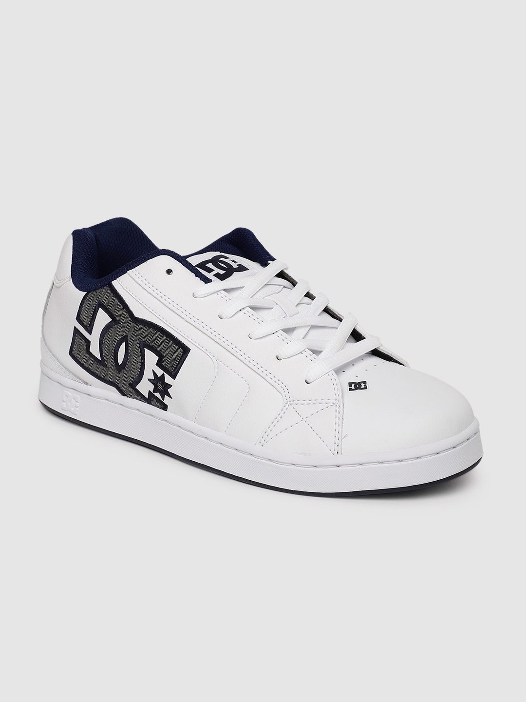 white leather dc shoes