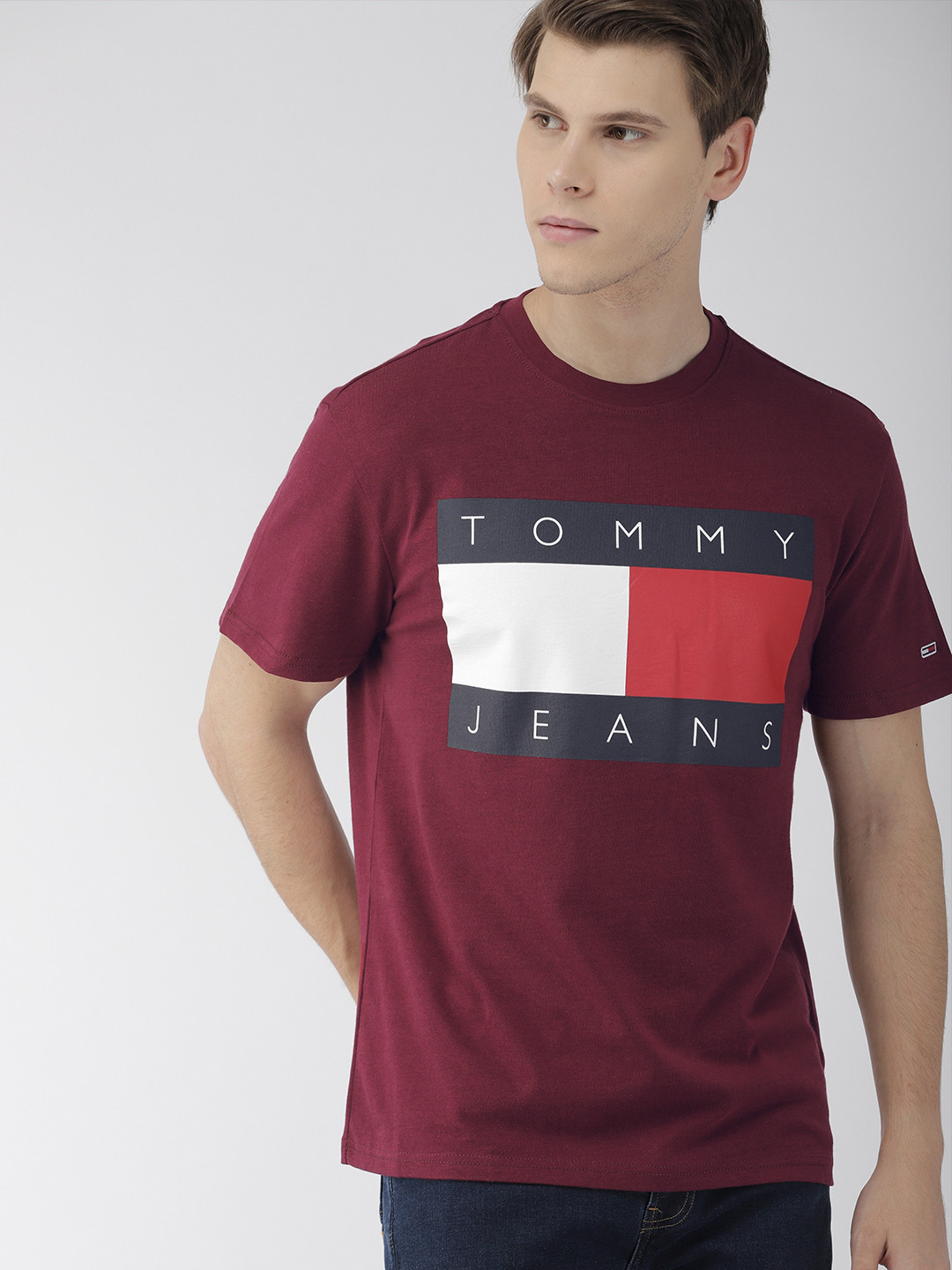 Buy Tommy Hilfiger Men Burgundy Printed Round Neck T Shirt - Tshirts for Men 10344517 | Myntra