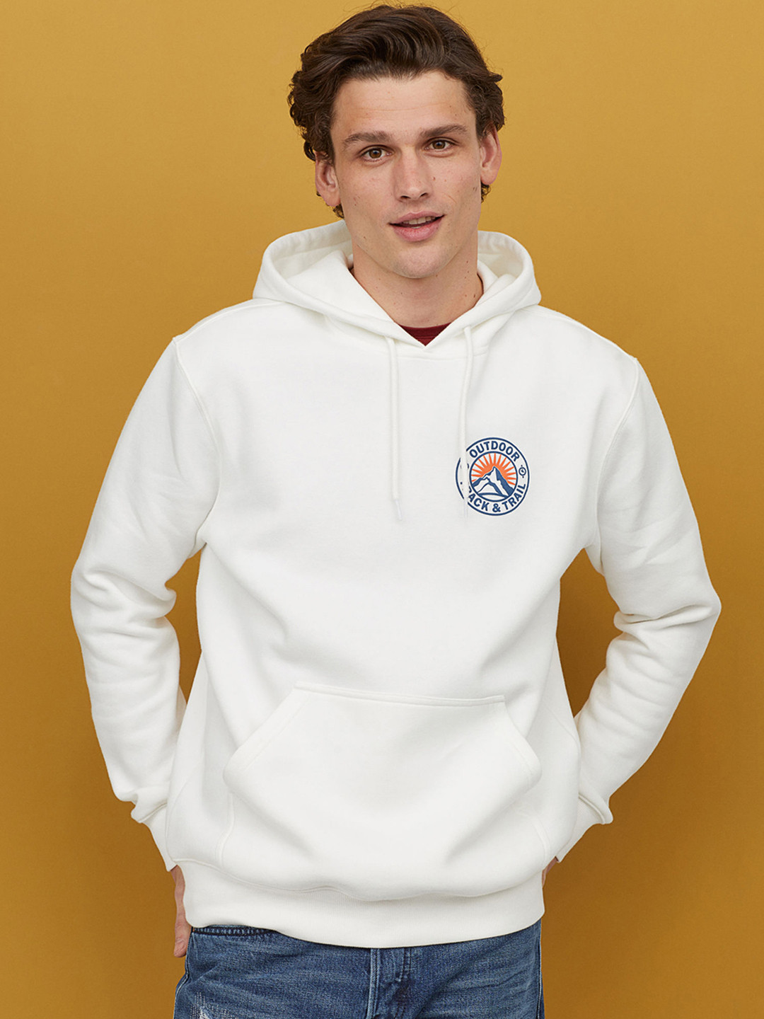 hm white sweatshirt