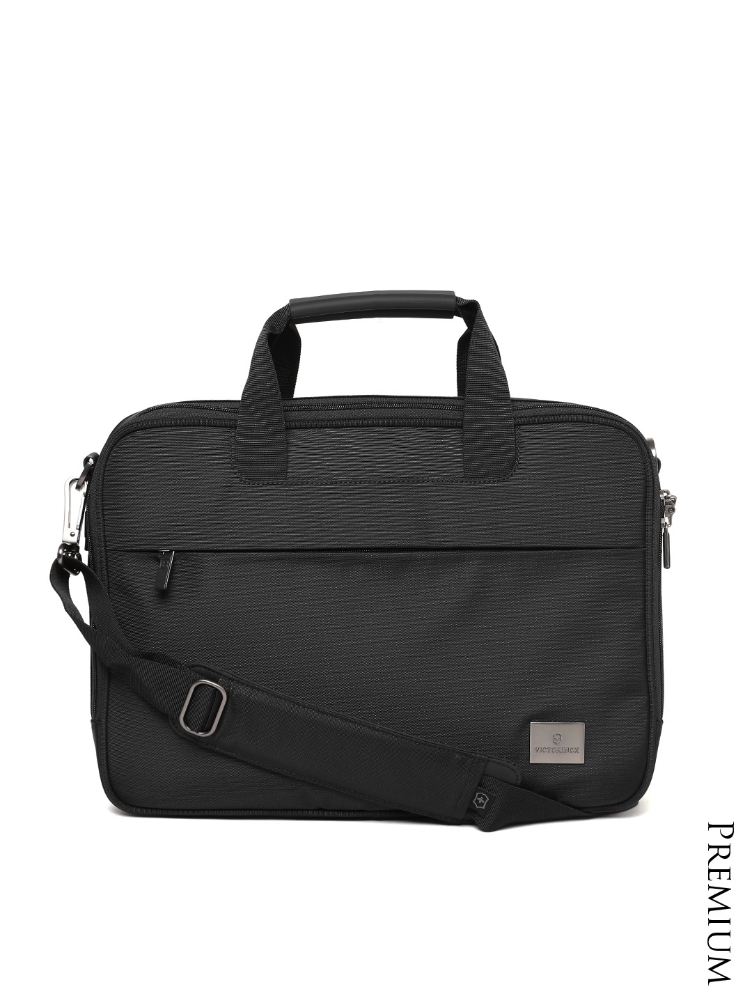 Buy Victorinox Unisex Black Werks Professional Messenger Bag ...