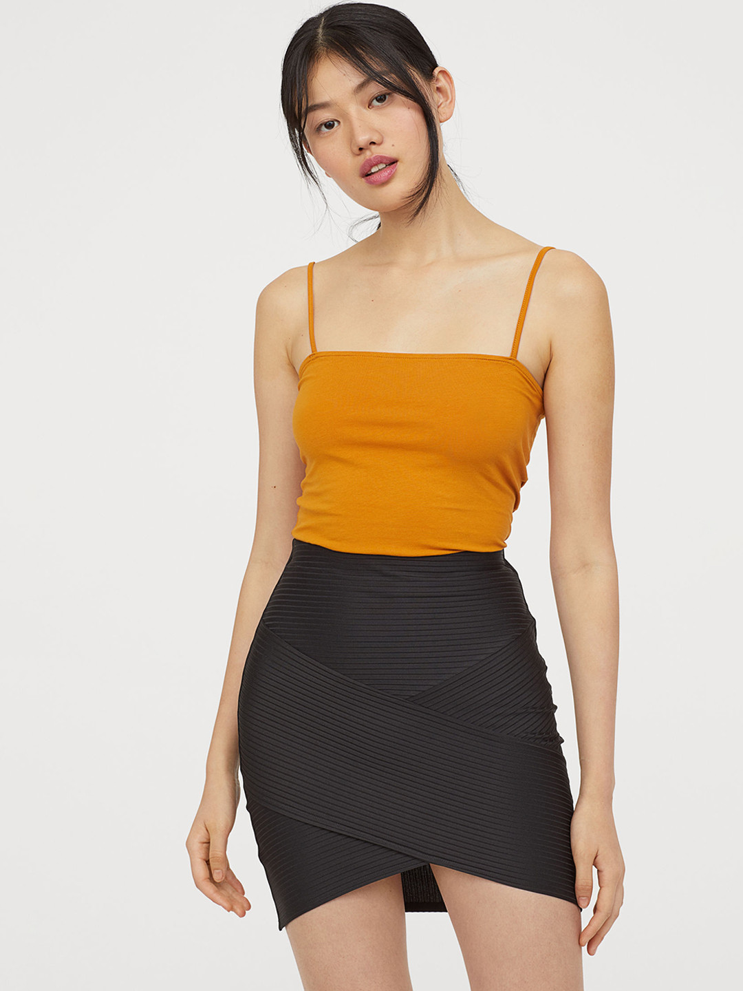 Buy H&M Women Black Solid Fitted Skirt Skirts for Women 10373947 Myntra