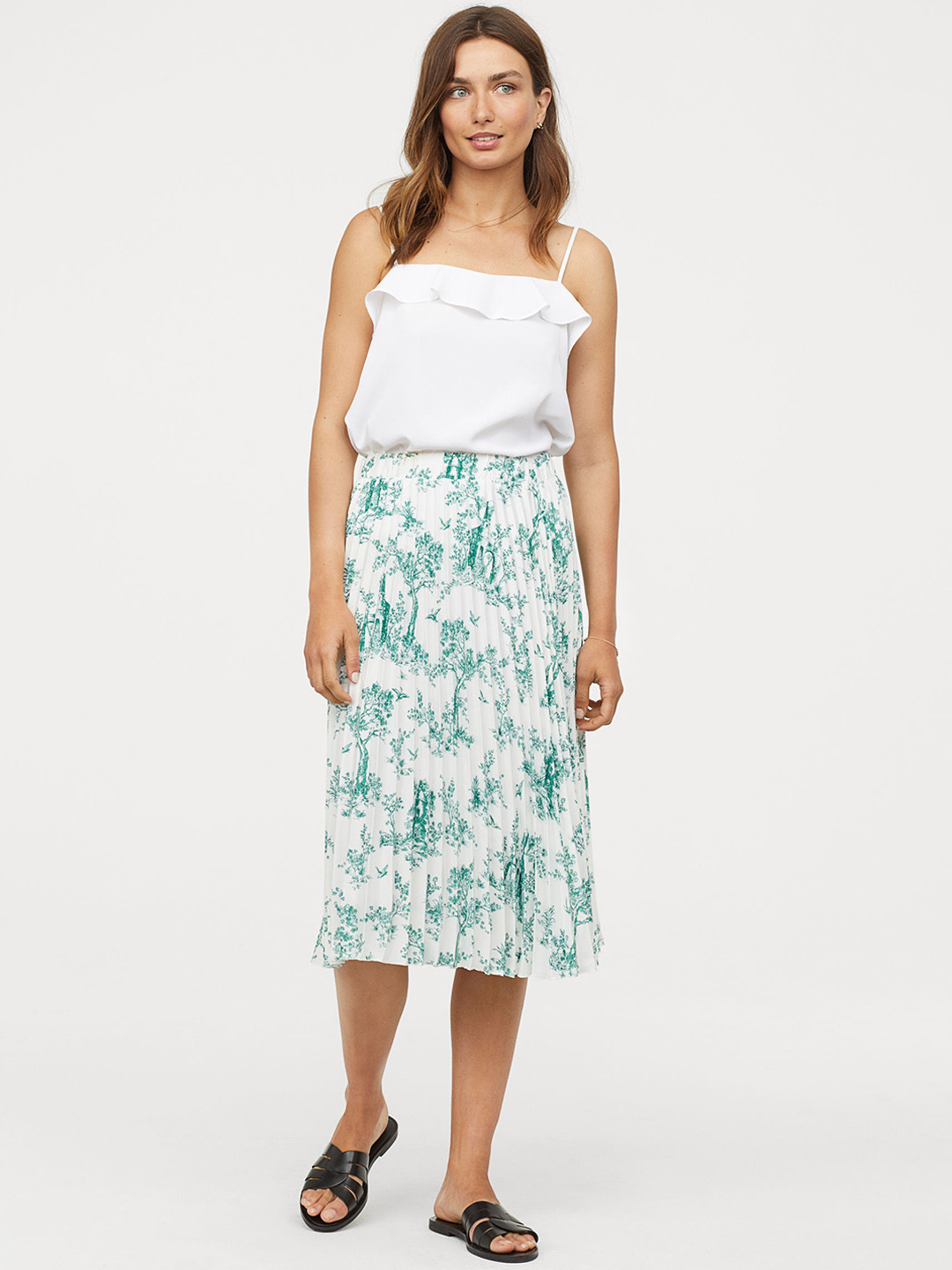 Buy H&M Women White & Green Printed Pleated Skirt Skirts for Women
