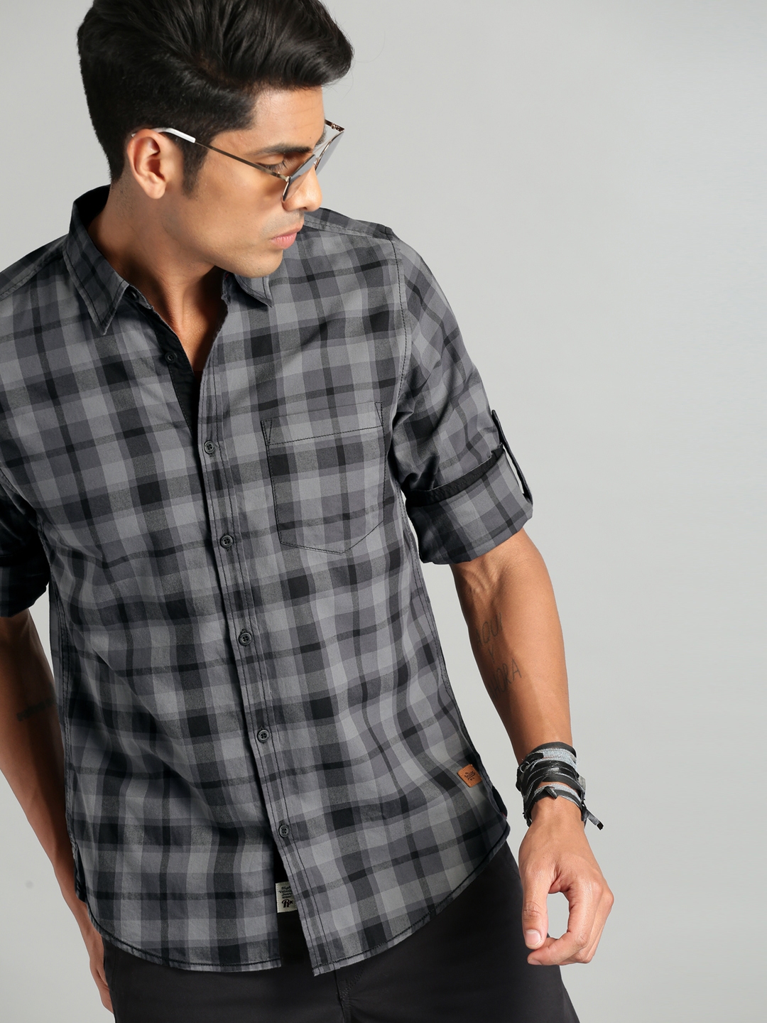 Buy The Roadster Lifestyle Co Men Black And Grey Checked Casual Shirt Shirts For Men 10397823 