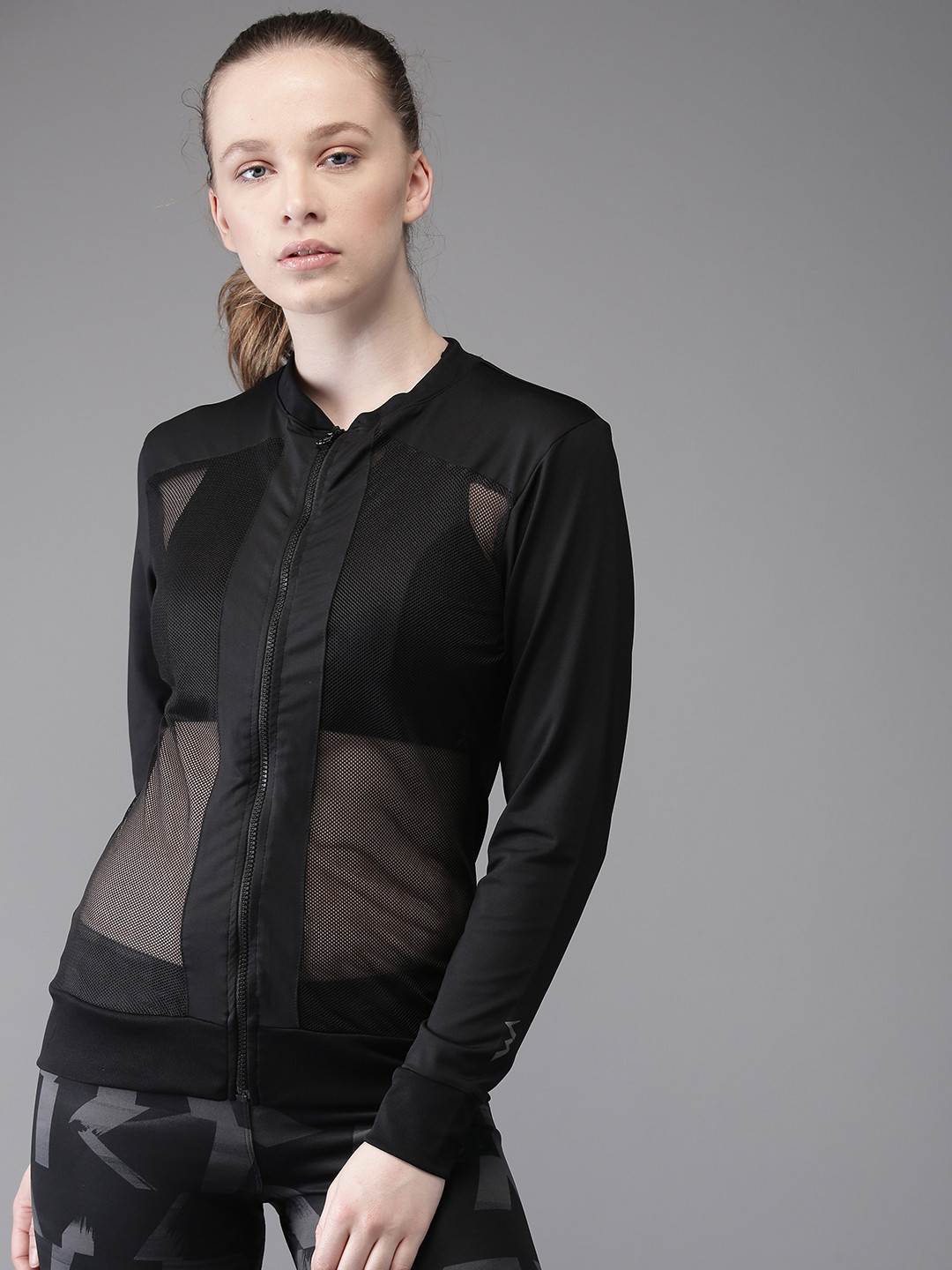 Buy Campus Sutra Women Black Solid Sporty Jacket Jackets for Women