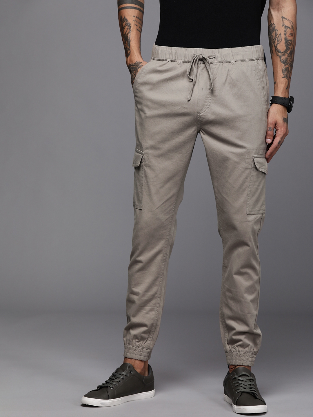 cargo joggers myntra