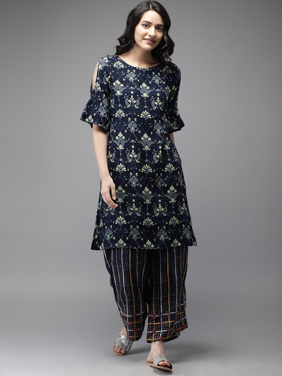 myntra anouk kurta set
