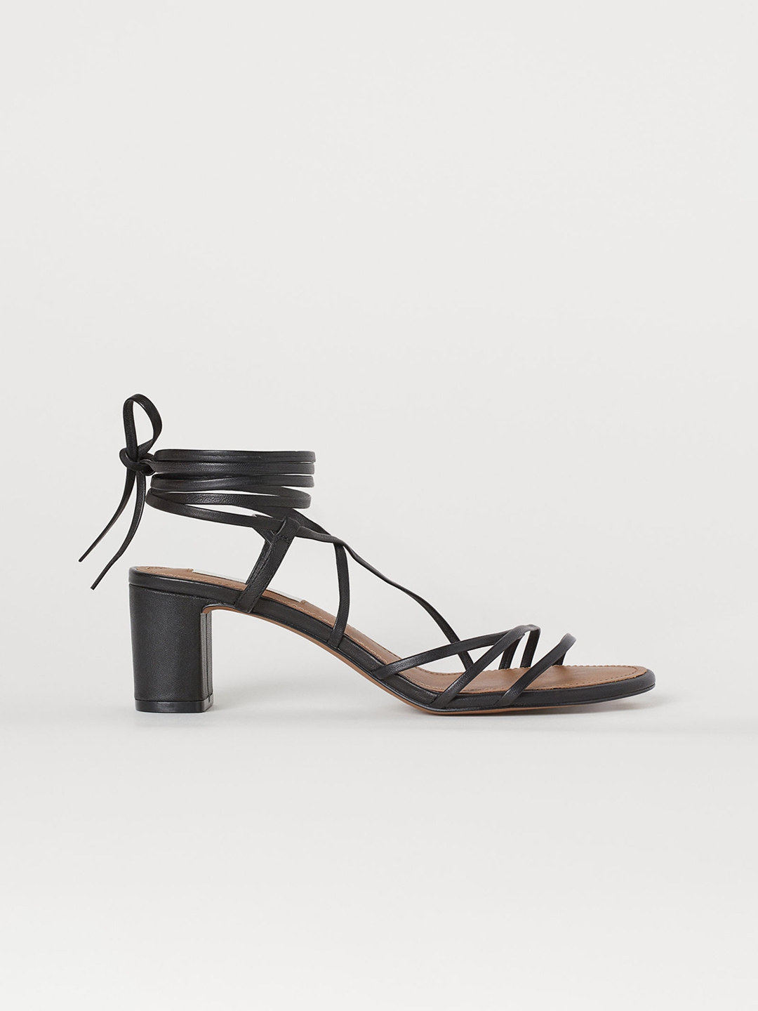 h&m black sandals flat